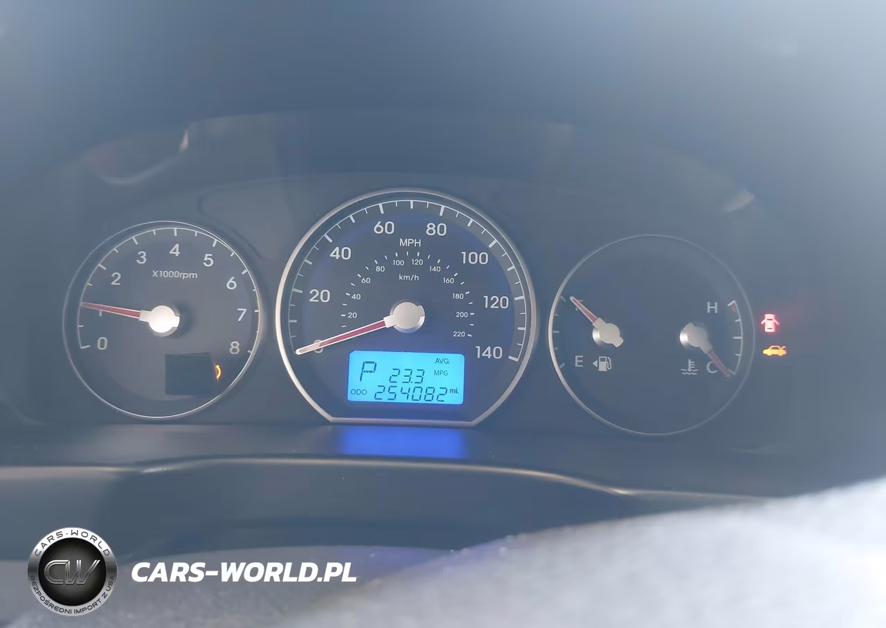 2012 Hyundai Santa Fe Limited V6 VIN:5XYZKDAG7CG152764 - 7
