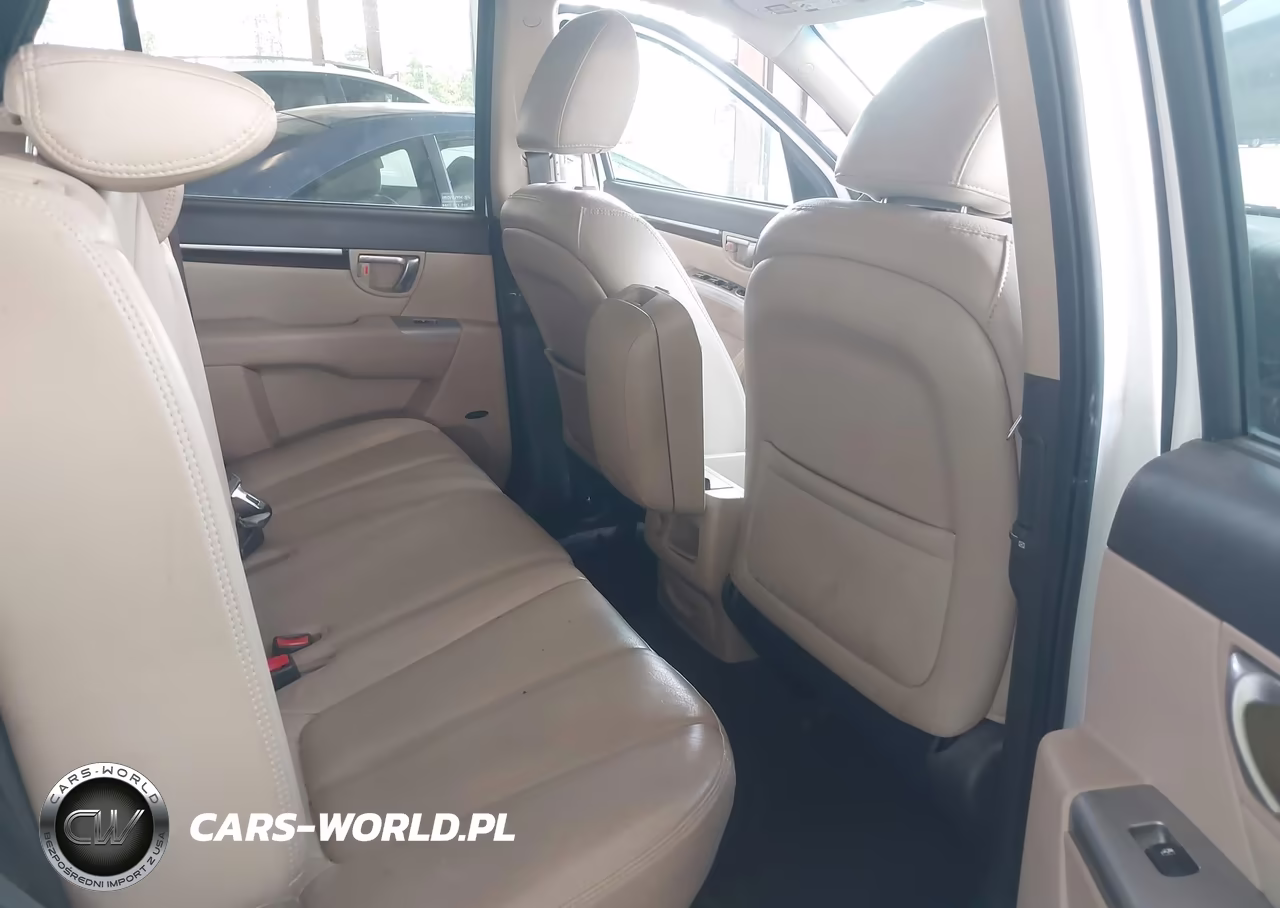 2012 Hyundai Santa Fe Limited V6 VIN:5XYZKDAG7CG152764 - 8