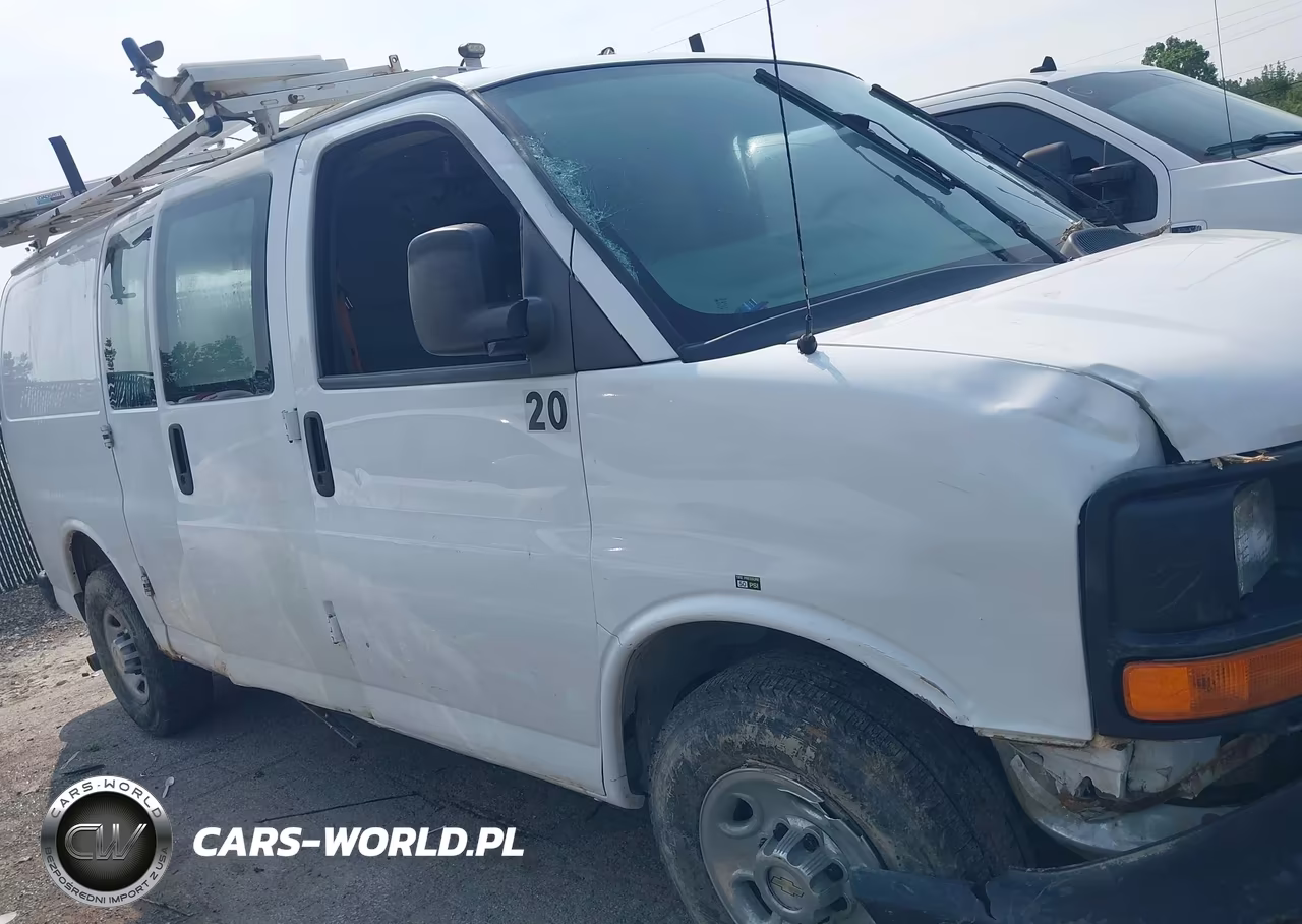 2014 Chevrolet Express 2500 Work Van VIN:1GCWGFCAXE1146727 - 12
