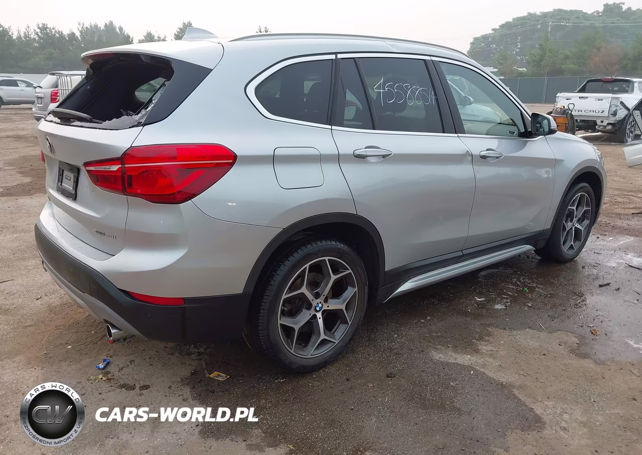 2019 BMW X1 Sdrive28I VIN:WBXHU7C57K3H45634 - 4