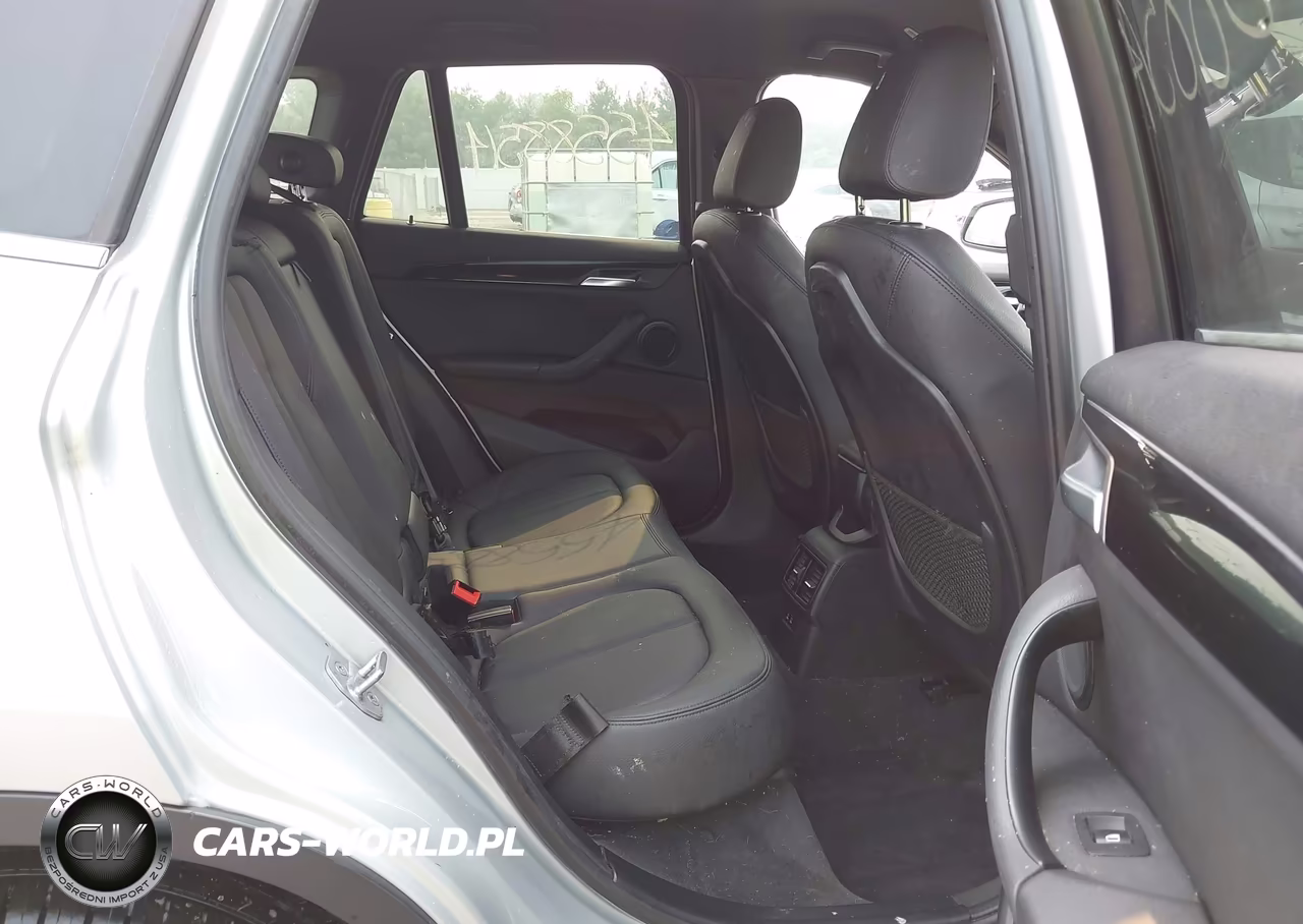 2019 BMW X1 Sdrive28I VIN:WBXHU7C57K3H45634 - 8