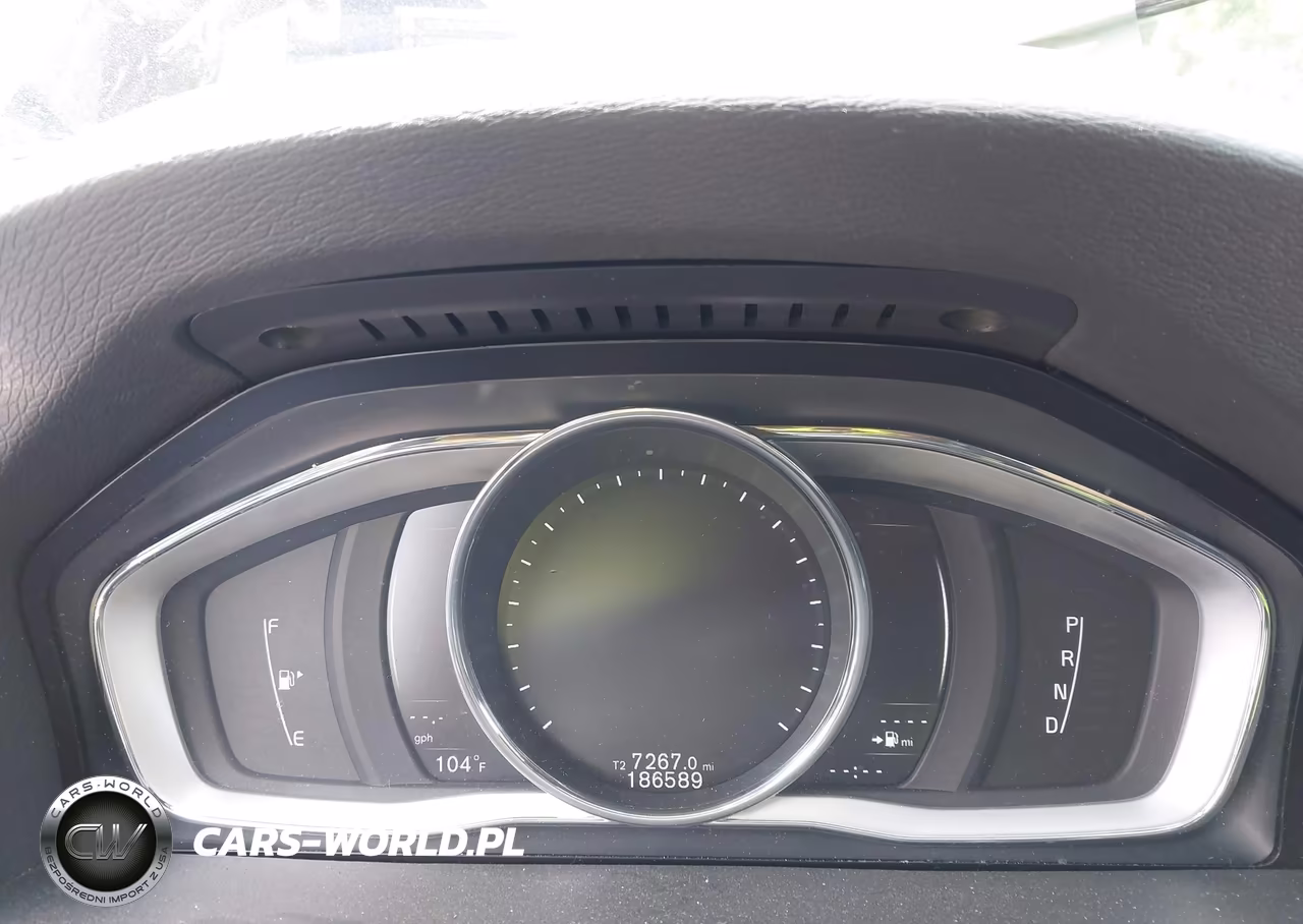2018 Volvo S60 T5 Dynamic VIN:YV126MFL2J2458767 - 7