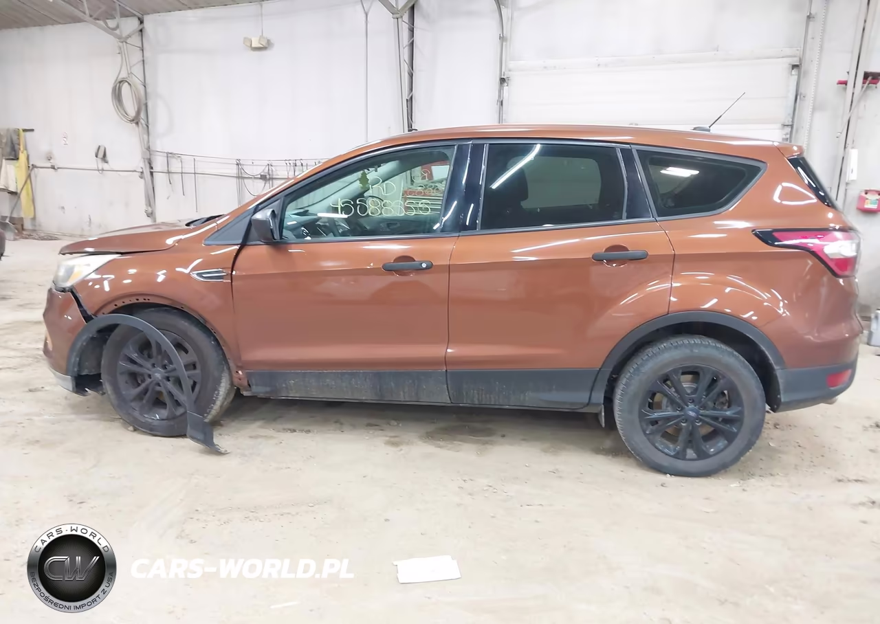 2017 Ford Escape S VIN:1FMCU0F75HUE13800 - 14