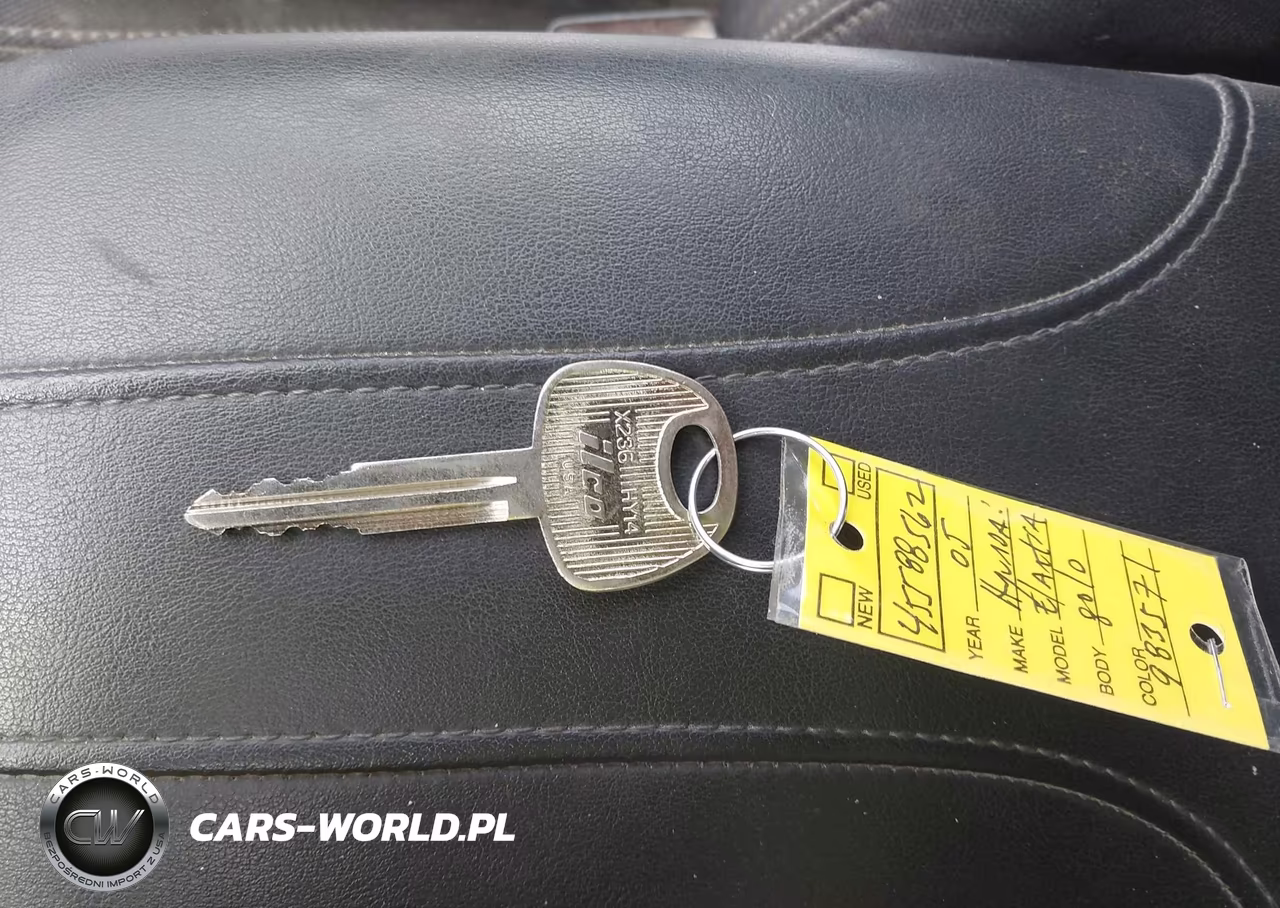 2005 Hyundai Elantra Gls-Gt VIN:KMHDN46D25U983571 - 11