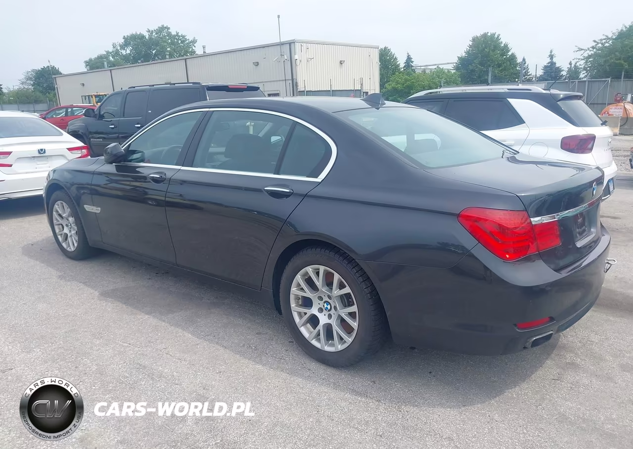 2012 BMW 750Li xDrive VIN:WBAKC8C51CC437074 - 3