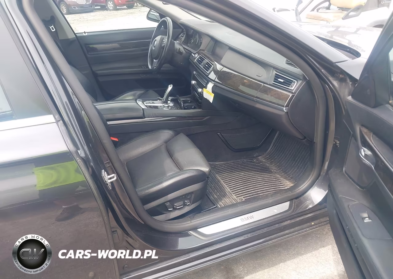 2012 BMW 750Li xDrive VIN:WBAKC8C51CC437074 - 5