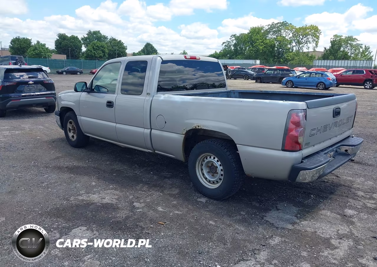 2004 Chevrolet Silverado 1500 Work Truck VIN:1GCEC19X14Z335241 - 3
