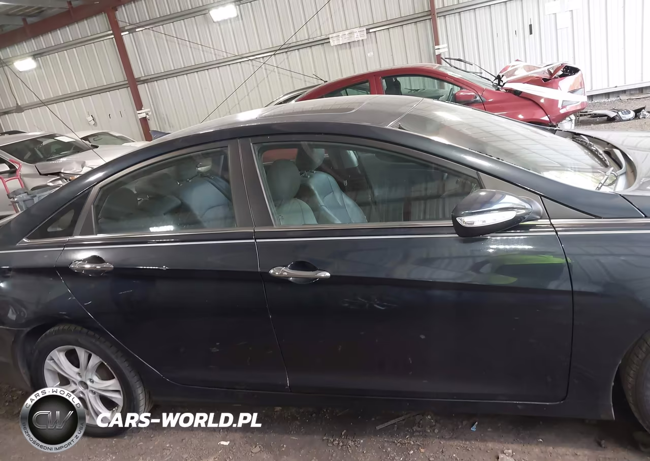 2011 Hyundai Sonata Limited VIN:5NPEC4ACXBH002745 - 13