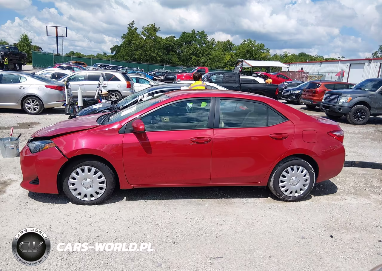 2017 Toyota Corolla Le VIN:2T1BURHE0HC911030 - 14