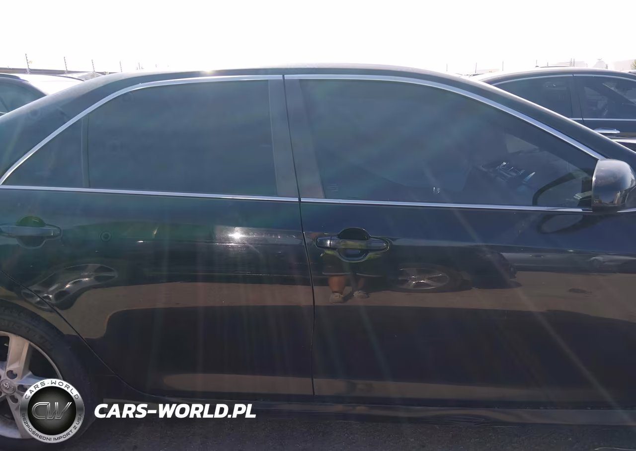 2014 Toyota Camry Se VIN:4T1BF1FK0EU352576 - 14