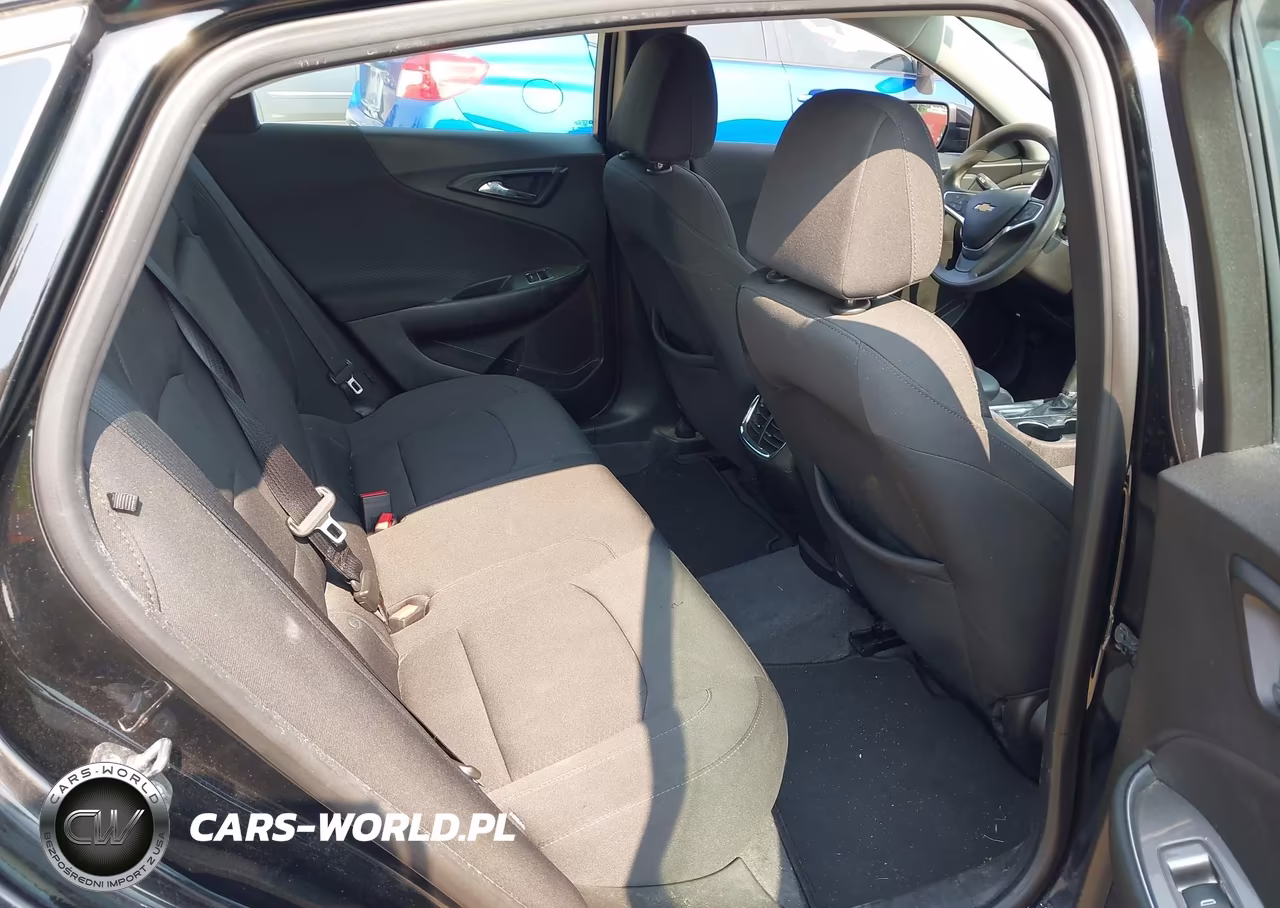 2019 Chevrolet Malibu Lt VIN:1G1ZD5ST7KF164371 - 8