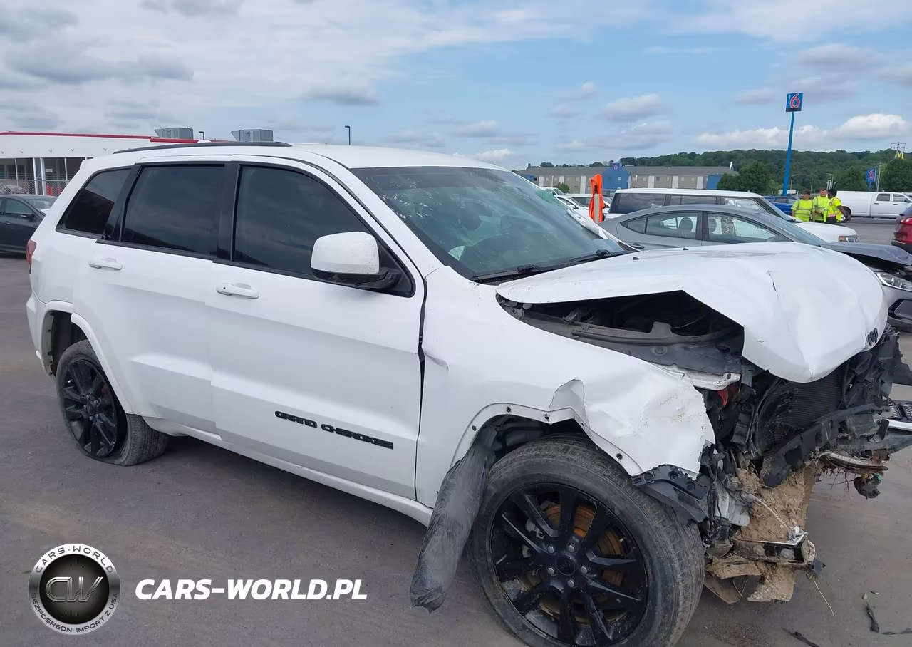 2017 Jeep Grand Cherokee Altitude – zdjęcie 1 z 17