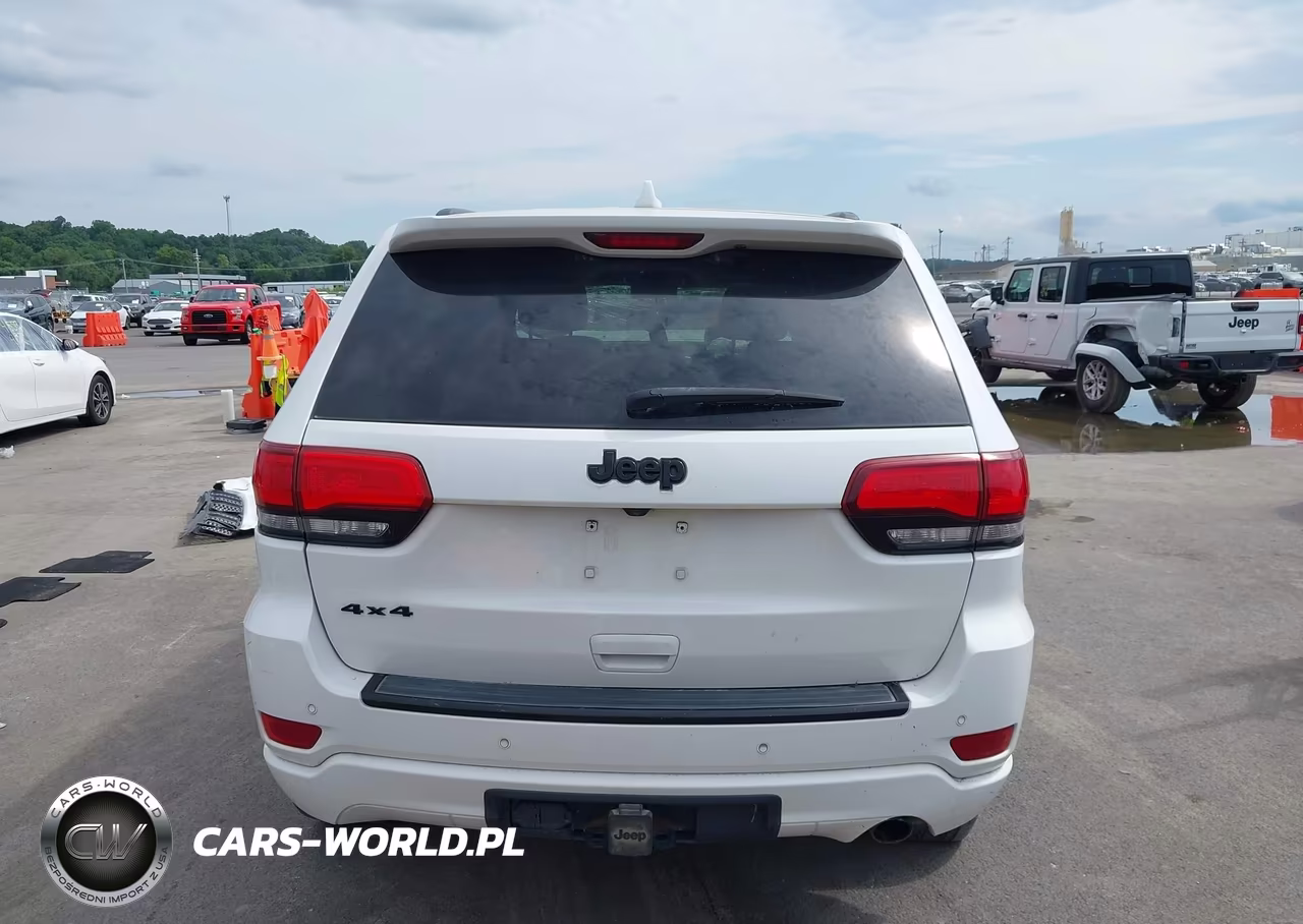 2017 Jeep Grand Cherokee Altitude VIN:1C4RJFAG9HC768315 - 17