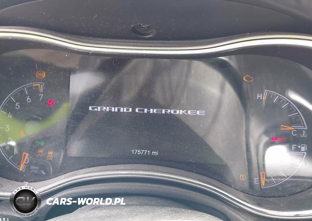 2017 Jeep Grand Cherokee Altitude VIN:1C4RJFAG9HC768315 - 7
