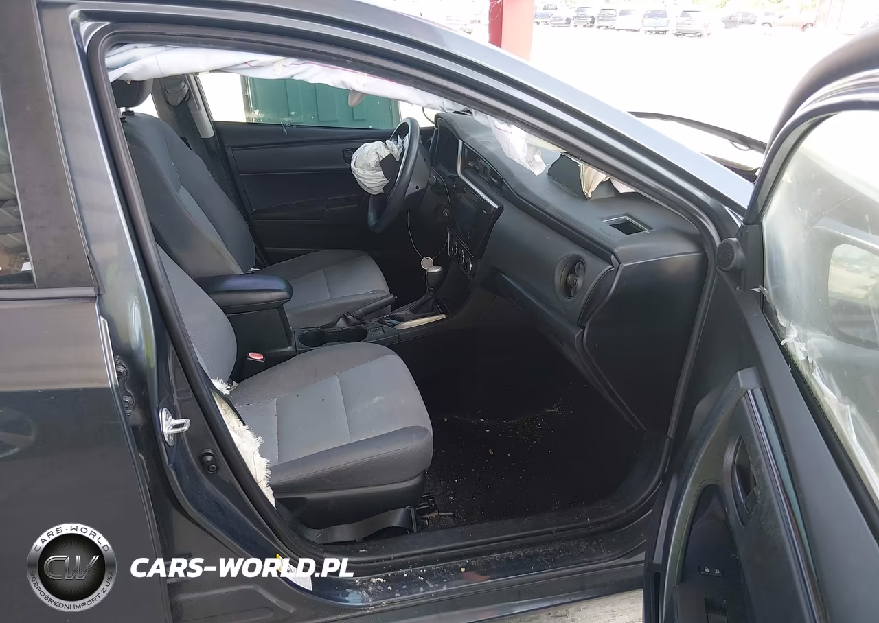 2017 Toyota Corolla L VIN:2T1BURHE5HC786090 - 5