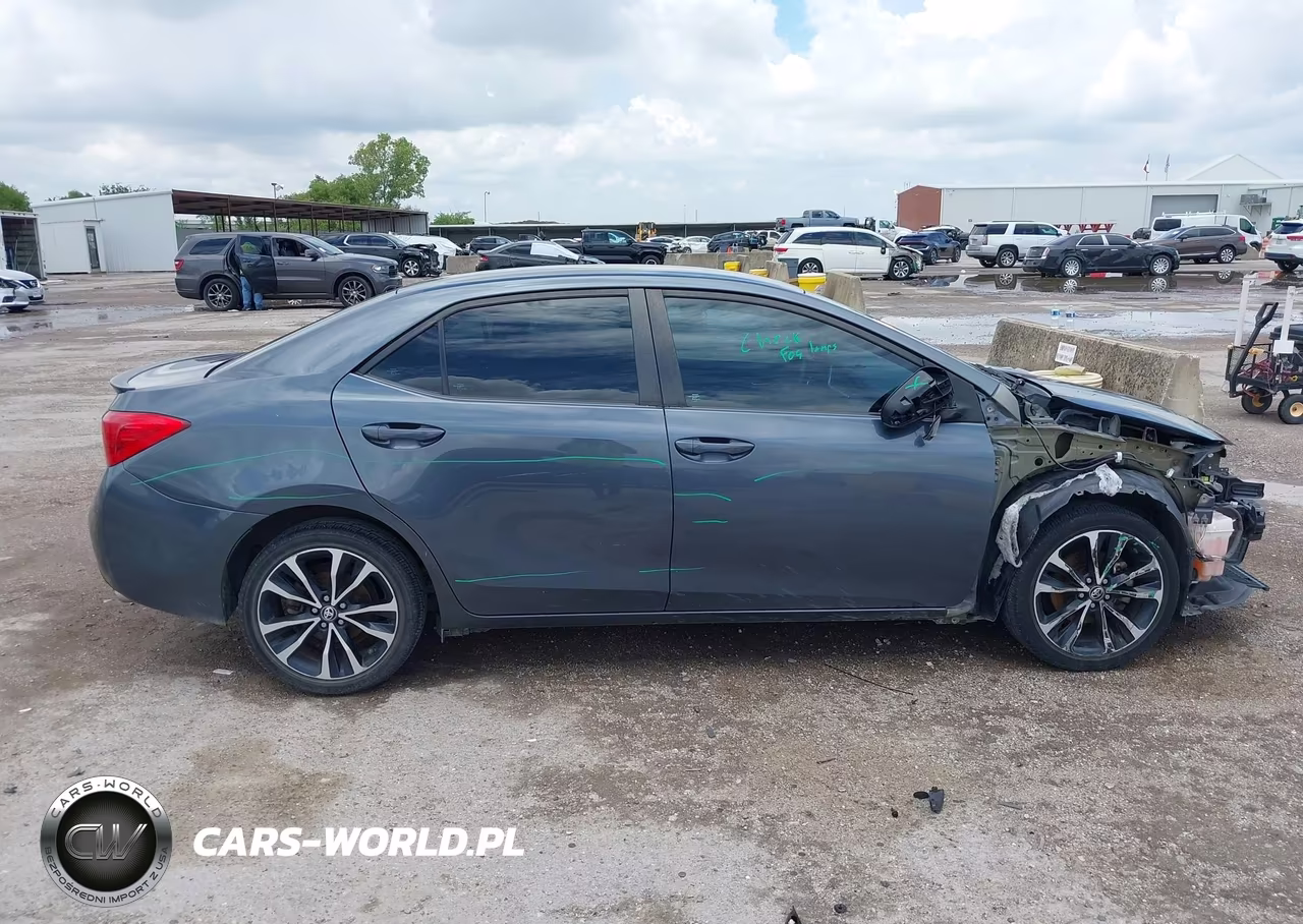 2017 Toyota Corolla Se VIN:5YFBURHEXHP668813 - 14