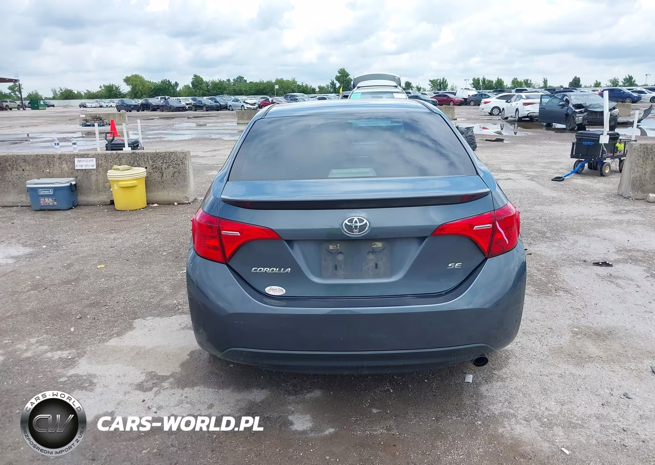 2017 Toyota Corolla Se VIN:5YFBURHEXHP668813 - 17
