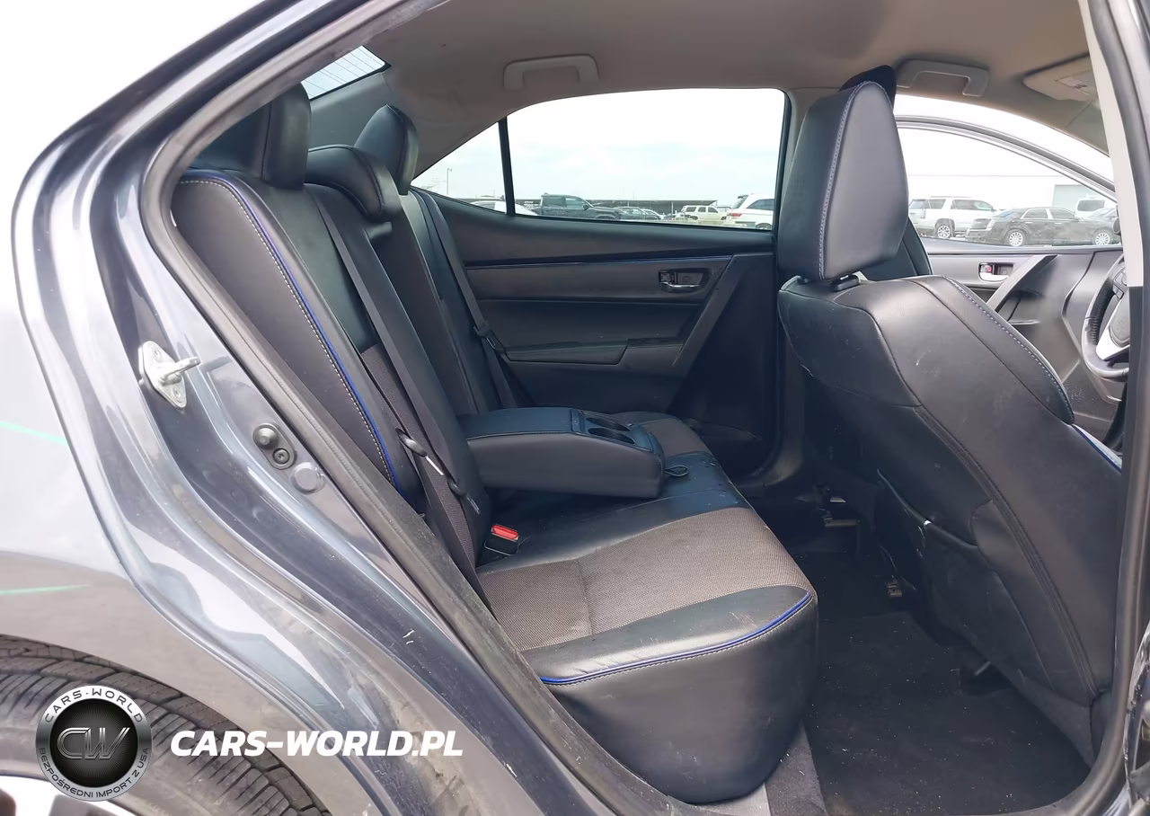 2017 Toyota Corolla Se VIN:5YFBURHEXHP668813 - 8