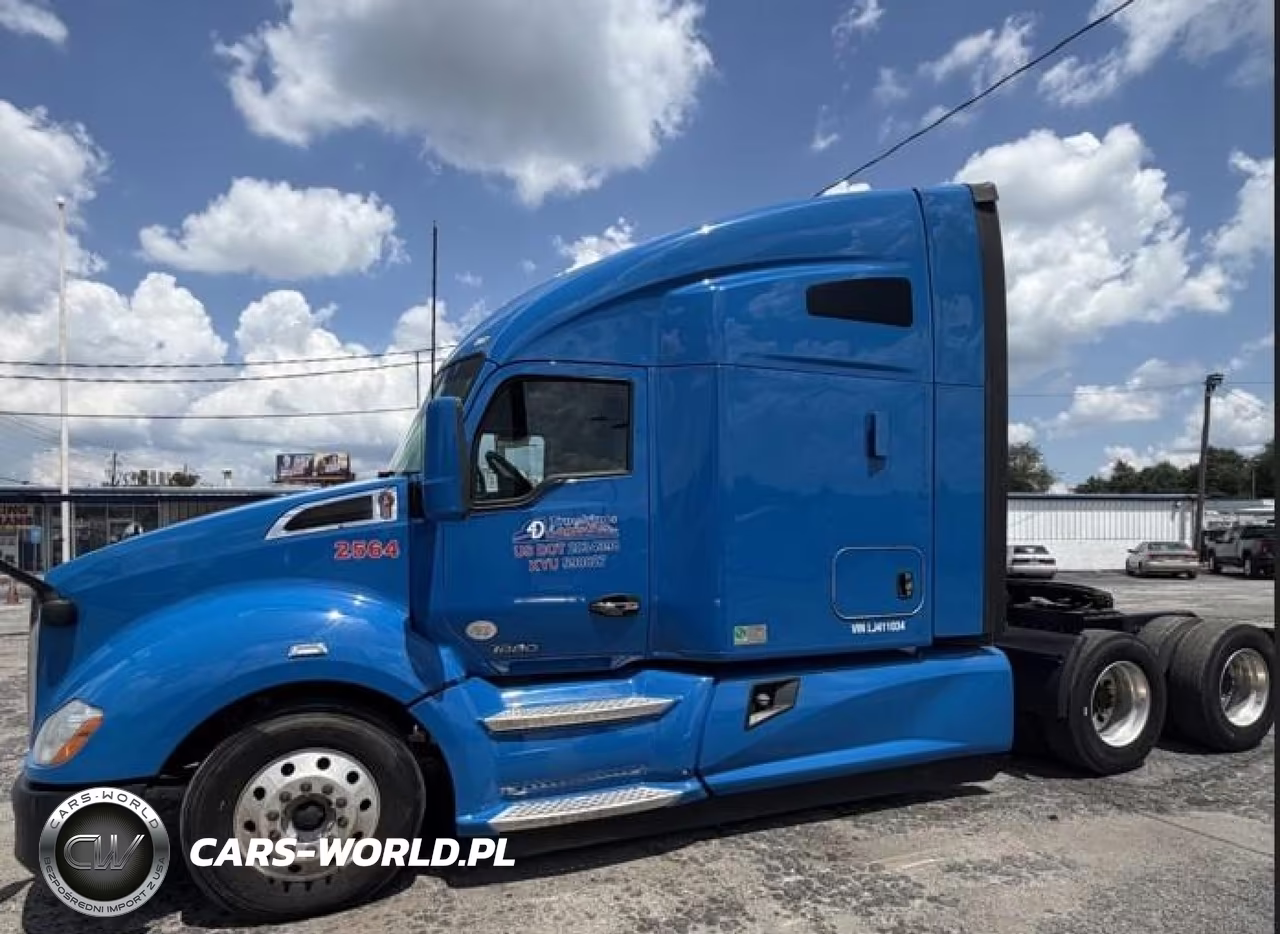 2020 Kenworth T680 VIN:1XKYDP9X6LJ411034 - 3