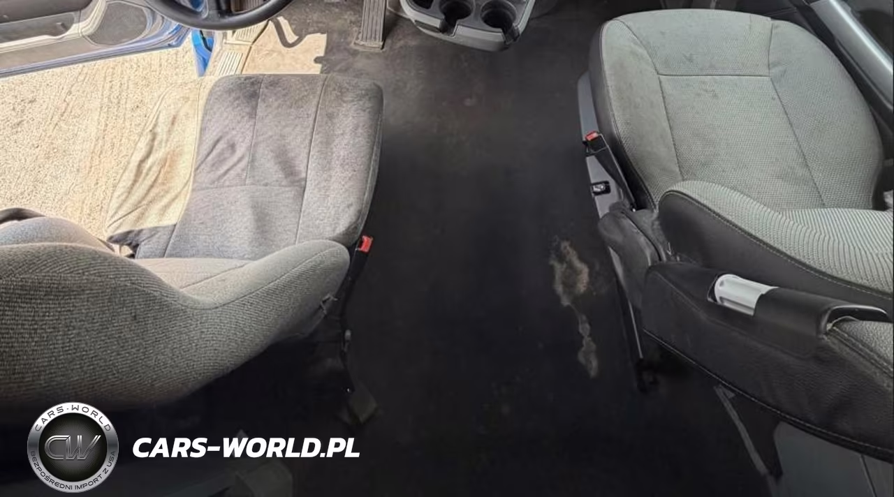 2020 Kenworth T680 VIN:1XKYDP9X6LJ411034 - 5
