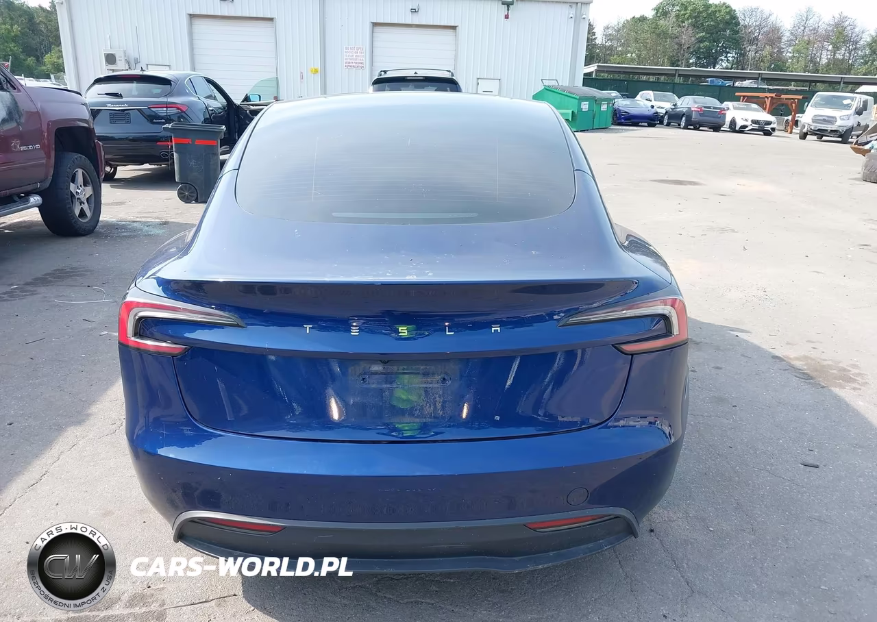 2024 Tesla Model 3 VIN:5YJ3E1EA0RF736683 - 17