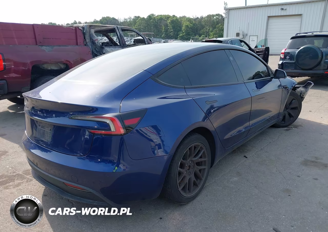 2024 Tesla Model 3 VIN:5YJ3E1EA0RF736683 - 4