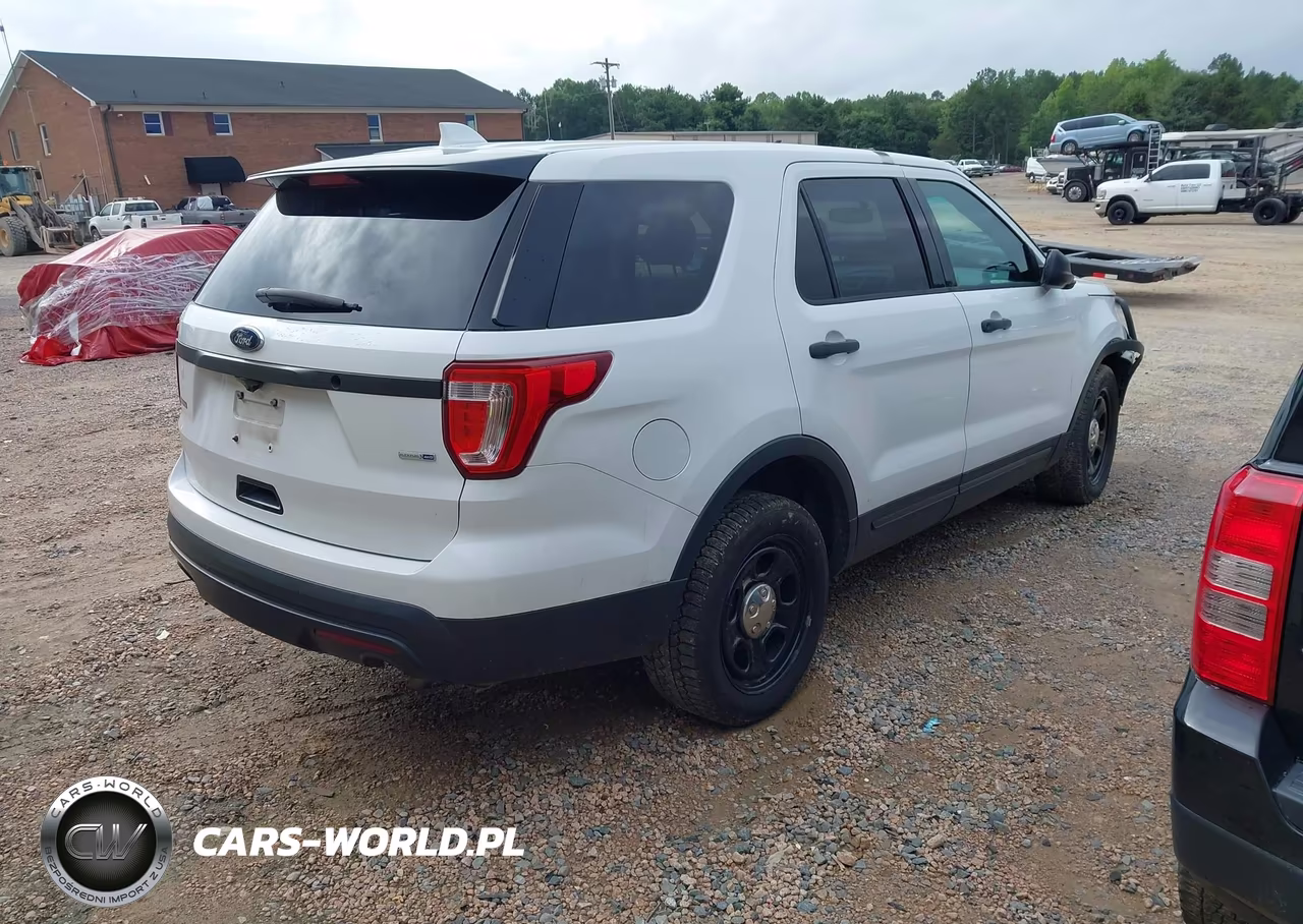 2016 Ford Utility Police Interceptor VIN:1FM5K8AR9GGC72703 - 4