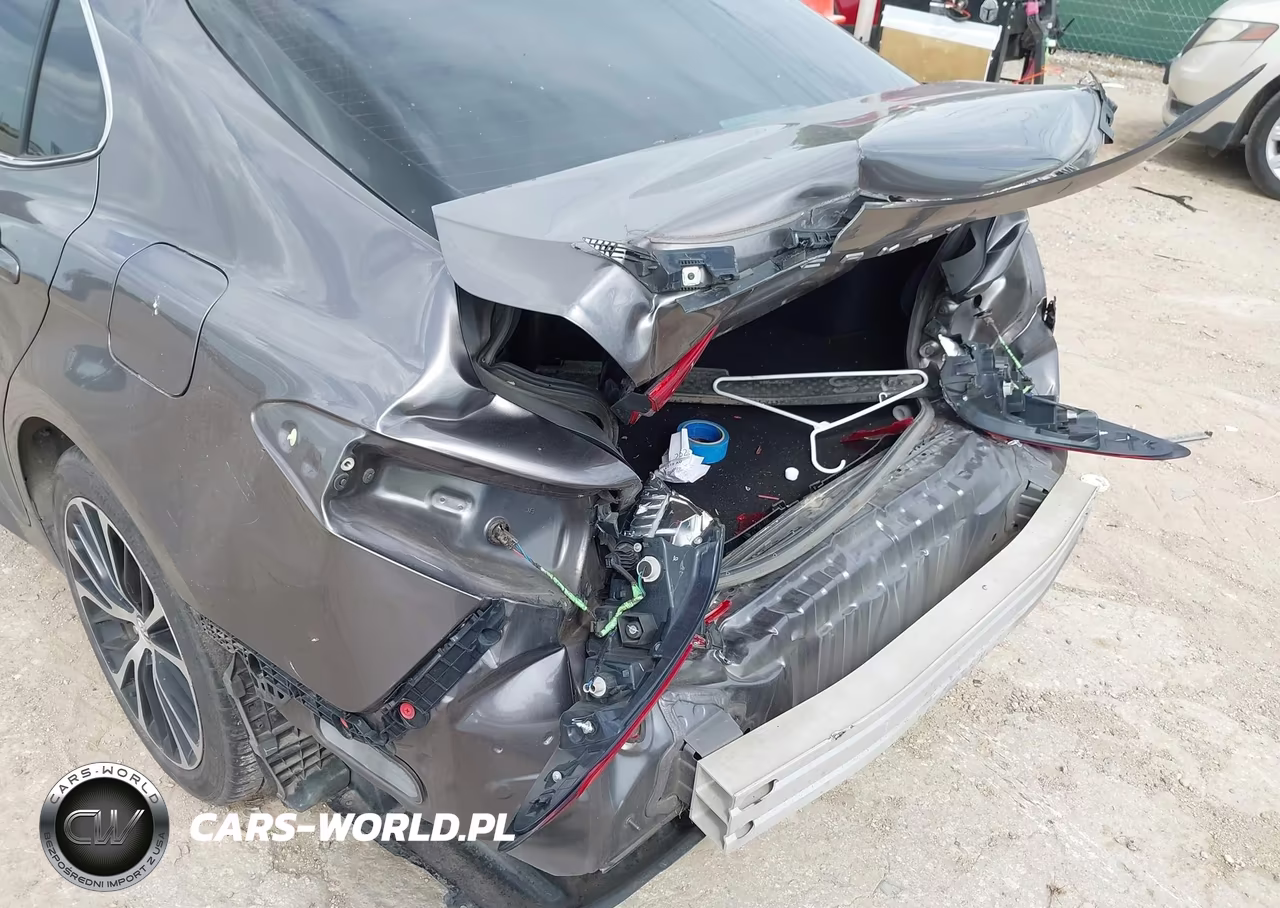 2019 Toyota Camry Se VIN:4T1B11HKXKU723122 - 18