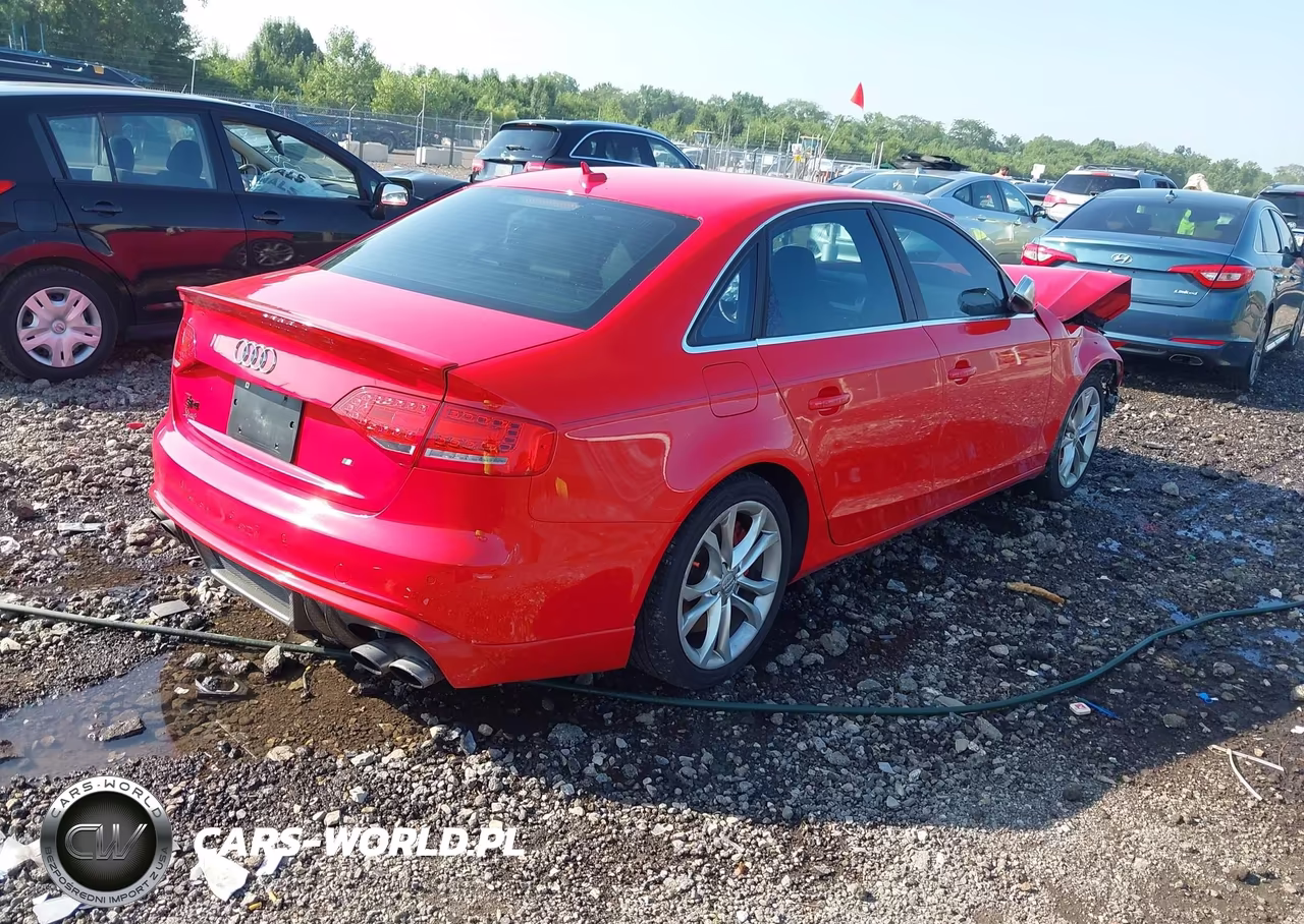 2010 Audi S4 3.0 Premium Plus VIN:WAUBGAFL7AA125727 - 4
