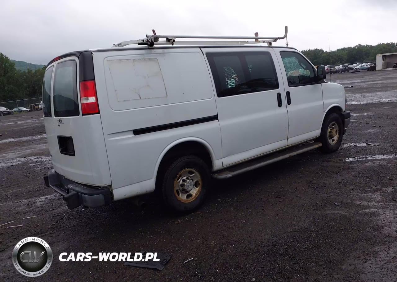 2018 Chevrolet Express 2500 Work Van VIN:1GCWGAFG8J1906232 - 4