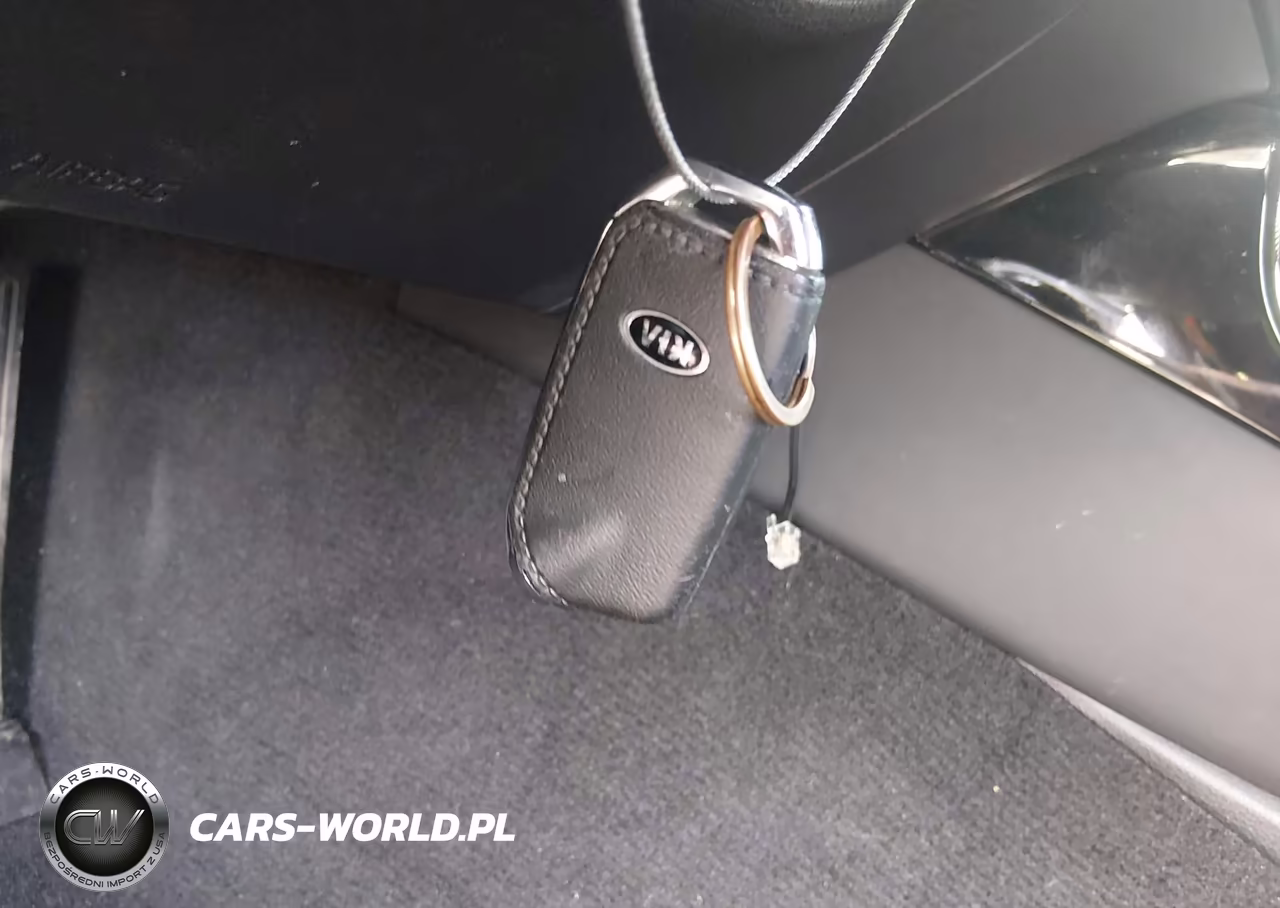 2019 Kia Stinger Premium VIN:KNAE25LA3K6050888 - 11