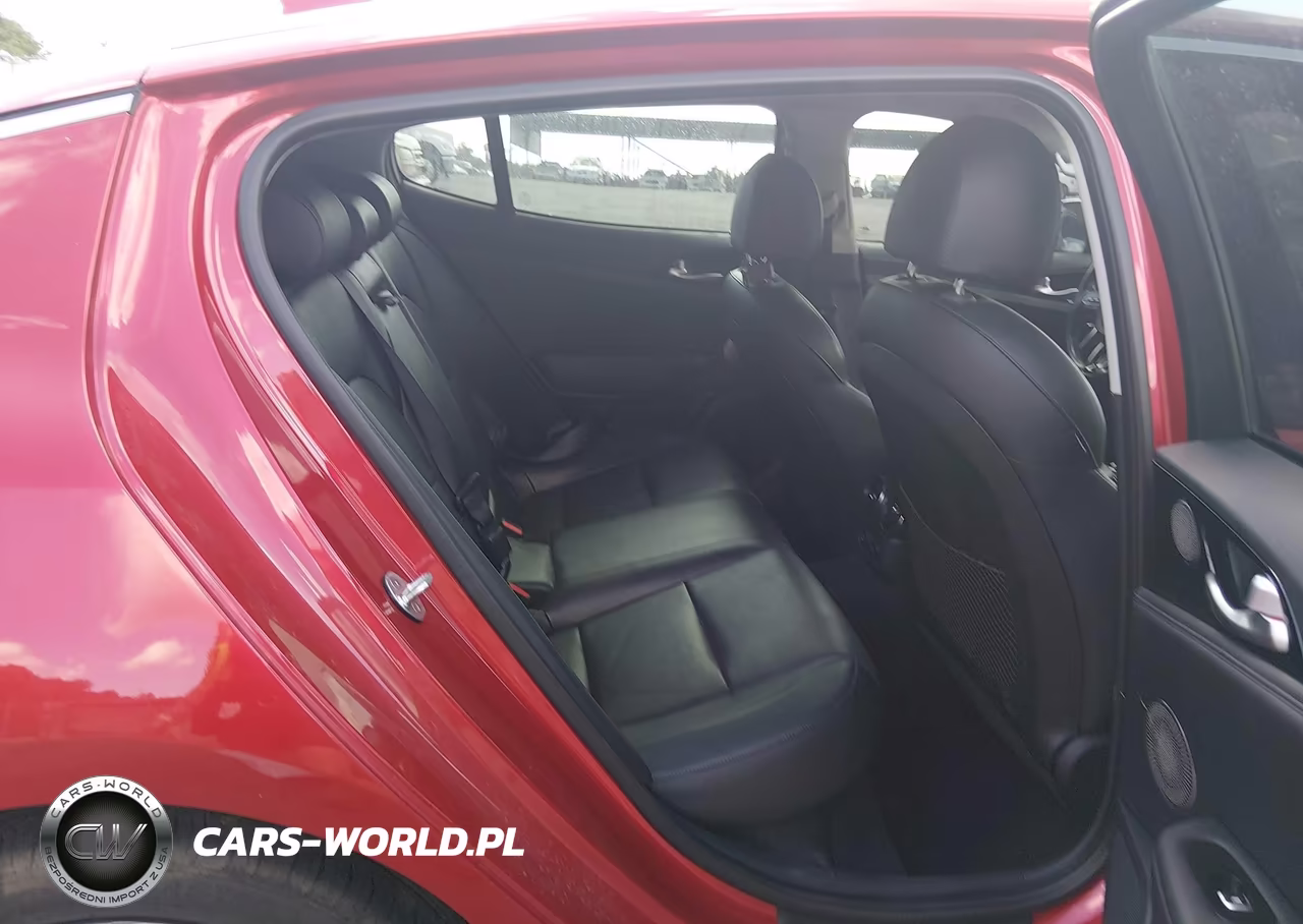 2019 Kia Stinger Premium VIN:KNAE25LA3K6050888 - 8