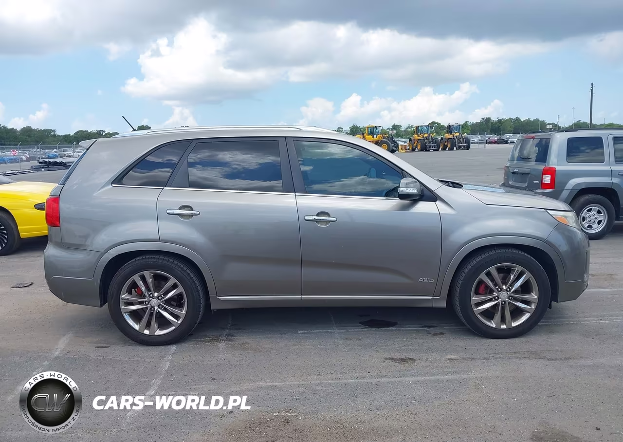 2015 Kia Sorento Limited V6 VIN:5XYKWDA77FG578125 - 13