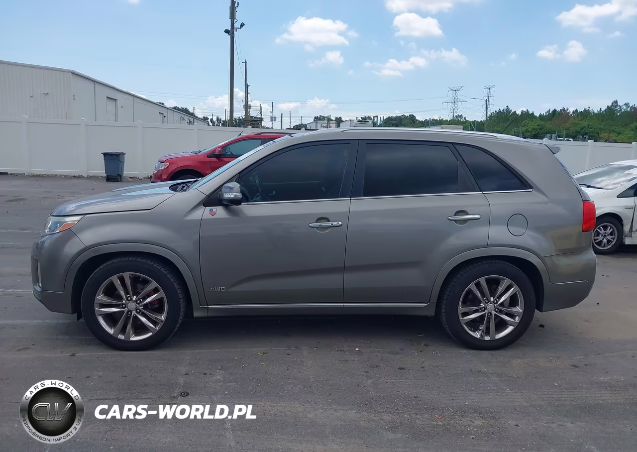 2015 Kia Sorento Limited V6 VIN:5XYKWDA77FG578125 - 14