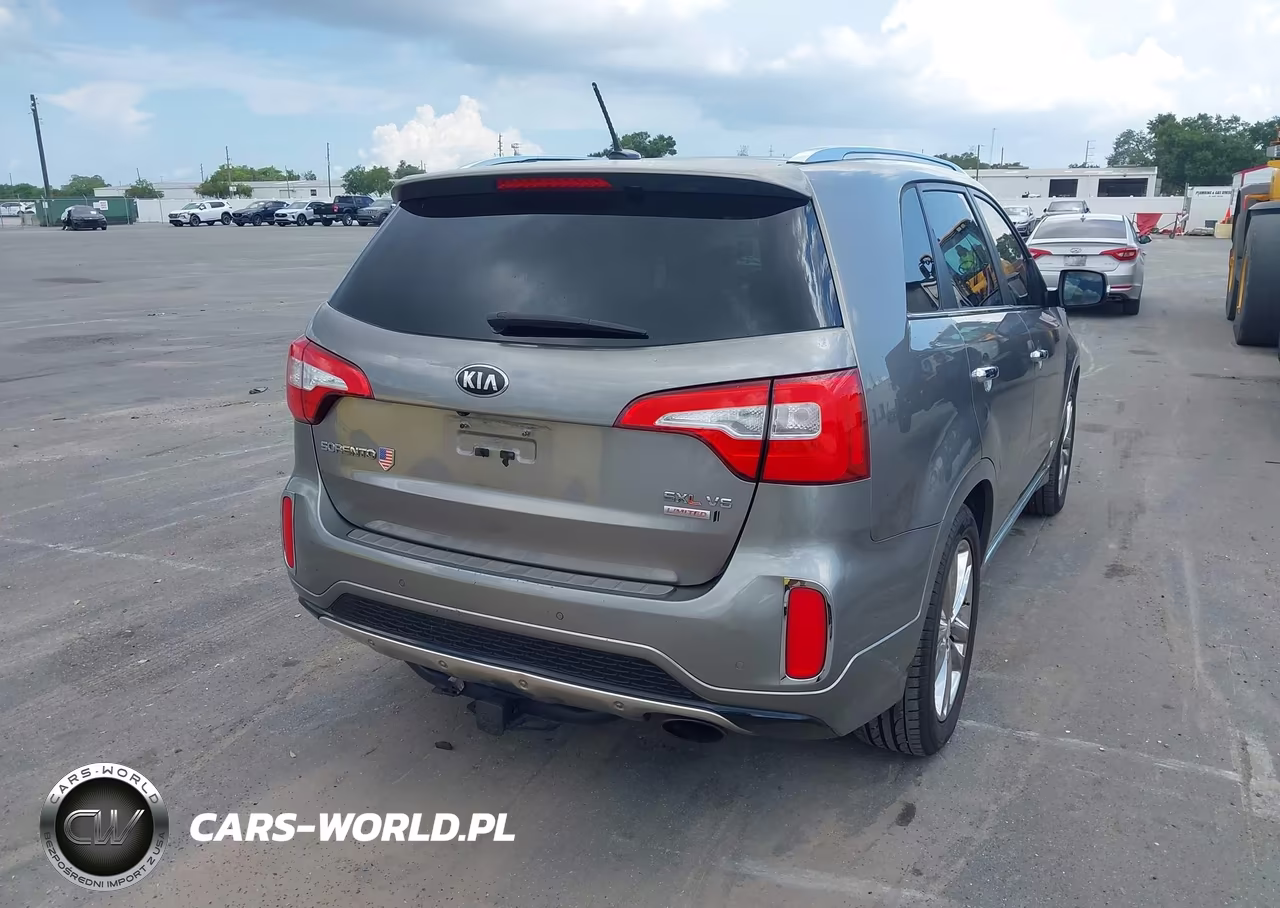 2015 Kia Sorento Limited V6 VIN:5XYKWDA77FG578125 - 4