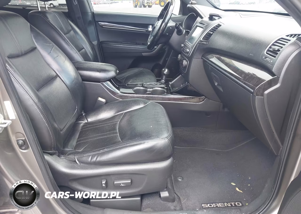 2015 Kia Sorento Limited V6 VIN:5XYKWDA77FG578125 - 5