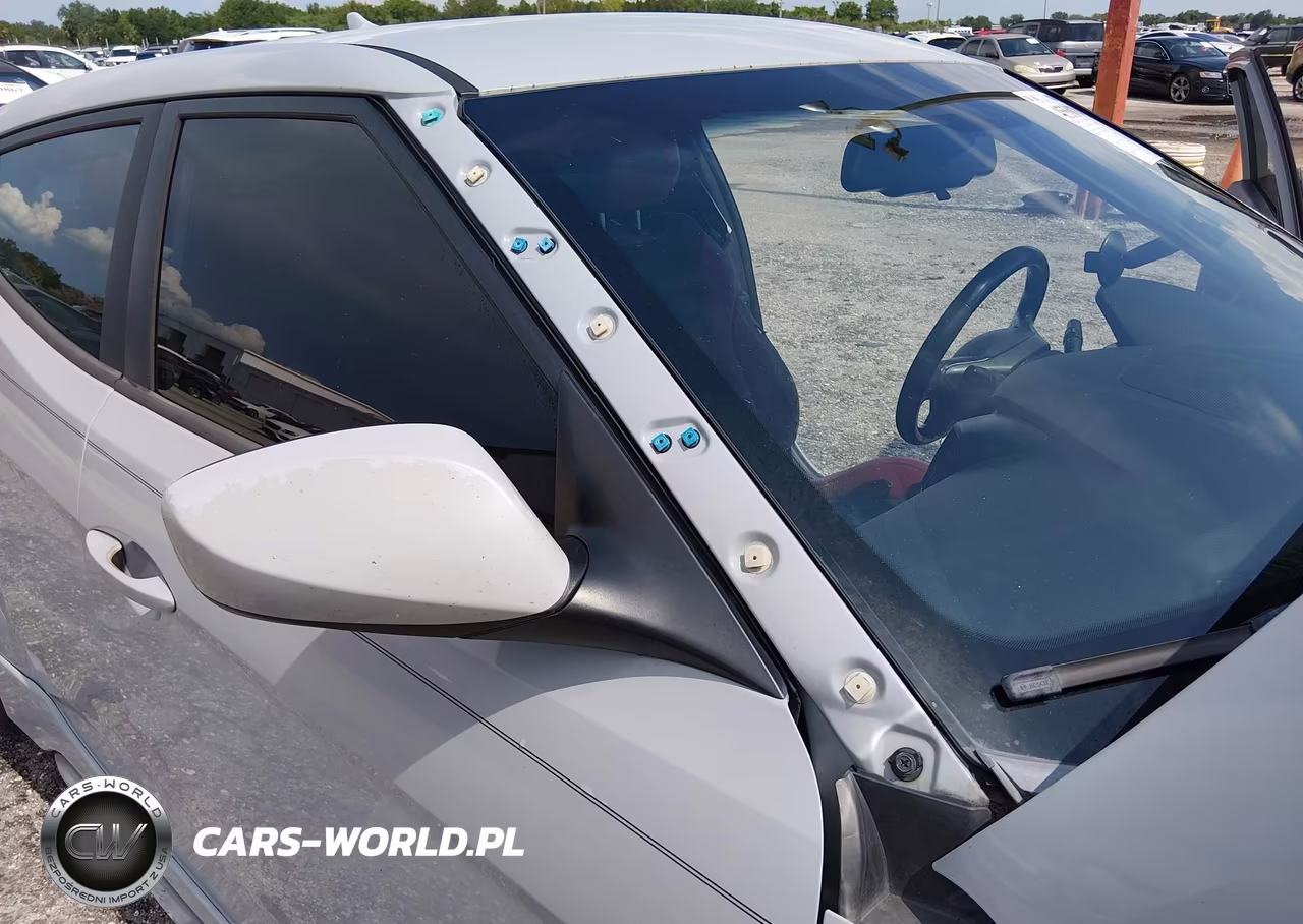 2014 Hyundai Veloster Turbo R-Spec VIN:KMHTC6AE6EU192554 - 6