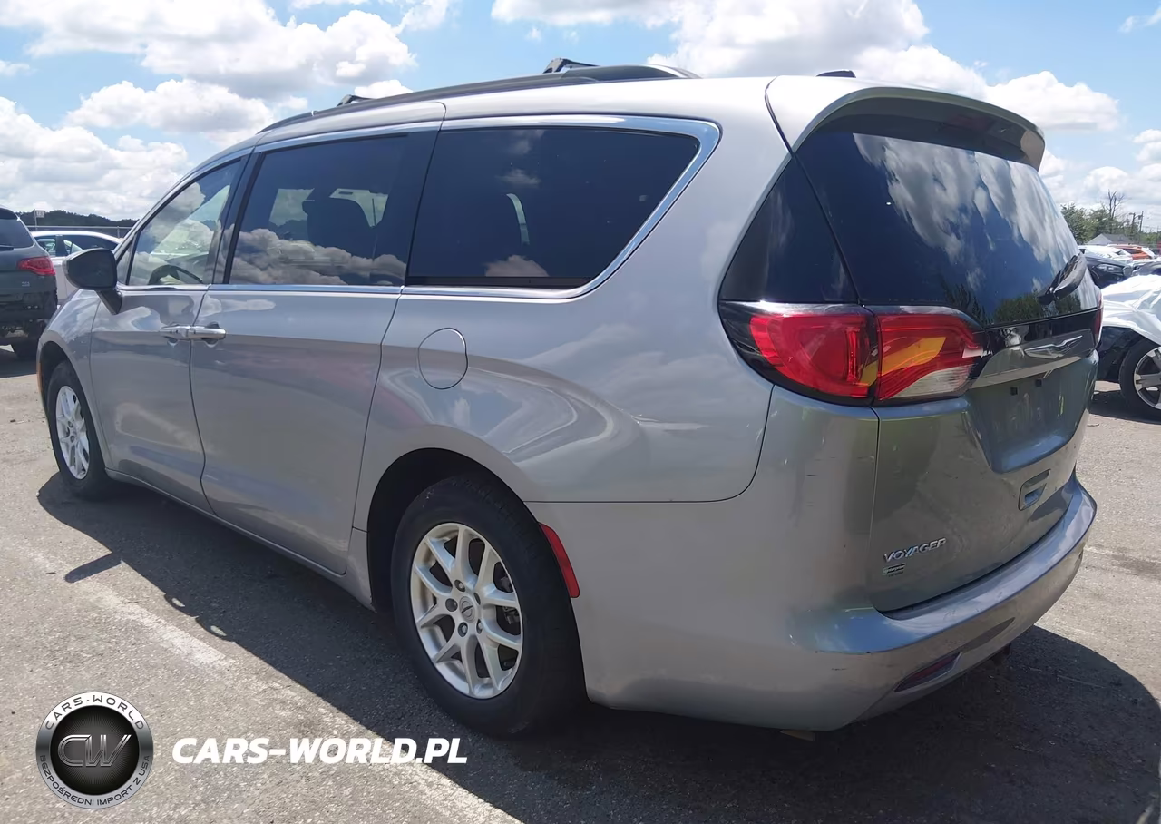 2021 Chrysler Voyager Lxi VIN:2C4RC1DG8MR506442 - 3