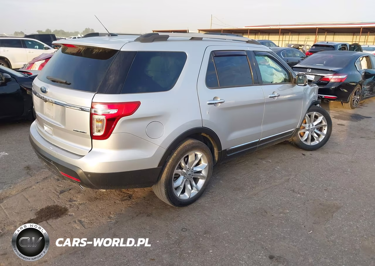 2015 Ford Explorer Xlt VIN:1FM5K7D82FGB66962 - 4