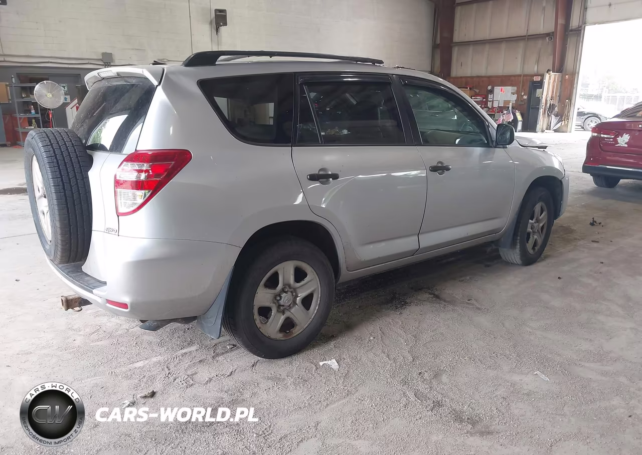 2011 Toyota Rav4 VIN:2T3BF4DVXBW082659 - 4