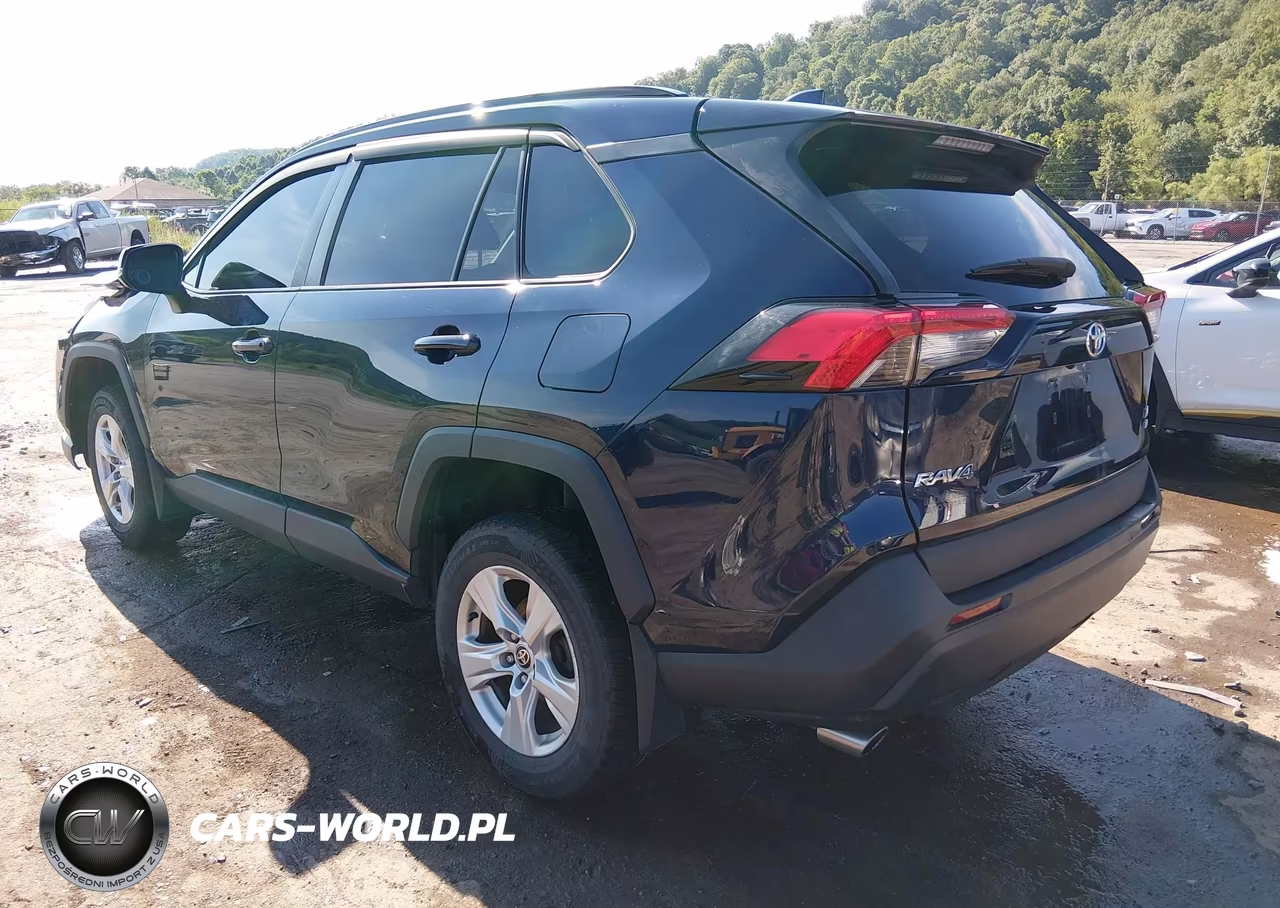 2021 Toyota Rav4 Xle VIN:2T3P1RFV8MW196791 - 3