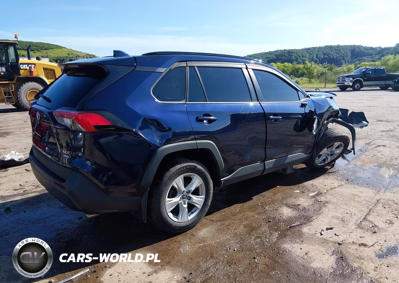2021 Toyota Rav4 Xle VIN:2T3P1RFV8MW196791 - 4