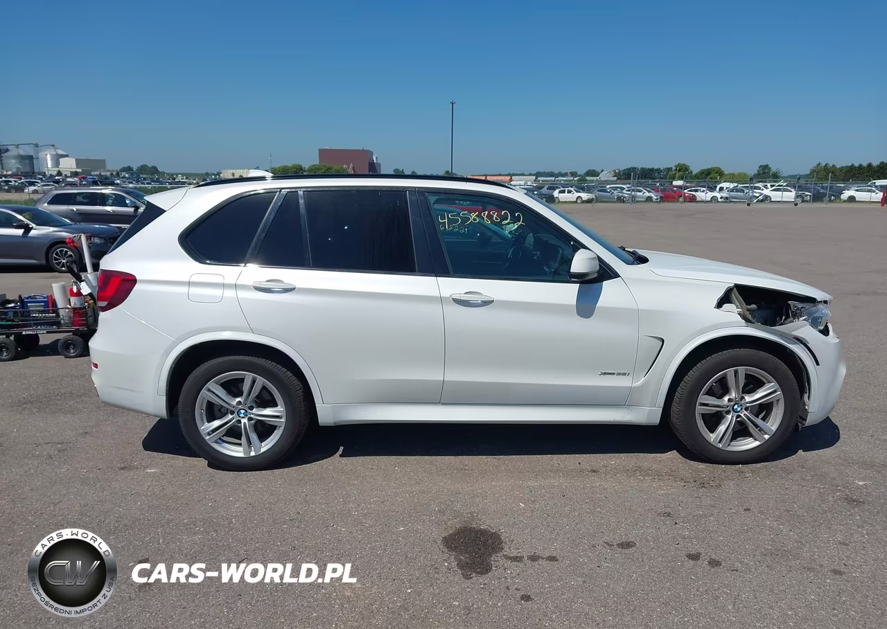 2015 BMW X5 xDrive35I VIN:5UXKR0C54F0K57093 - 14