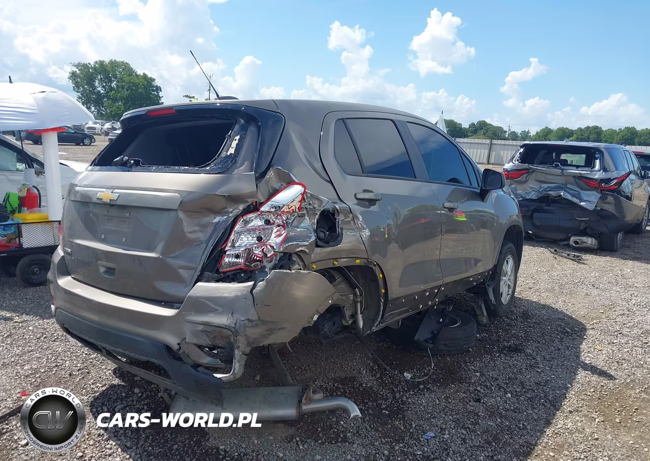 2022 Chevrolet Trax Fwd Ls VIN:KL7CJKSM6NB503353 - 4