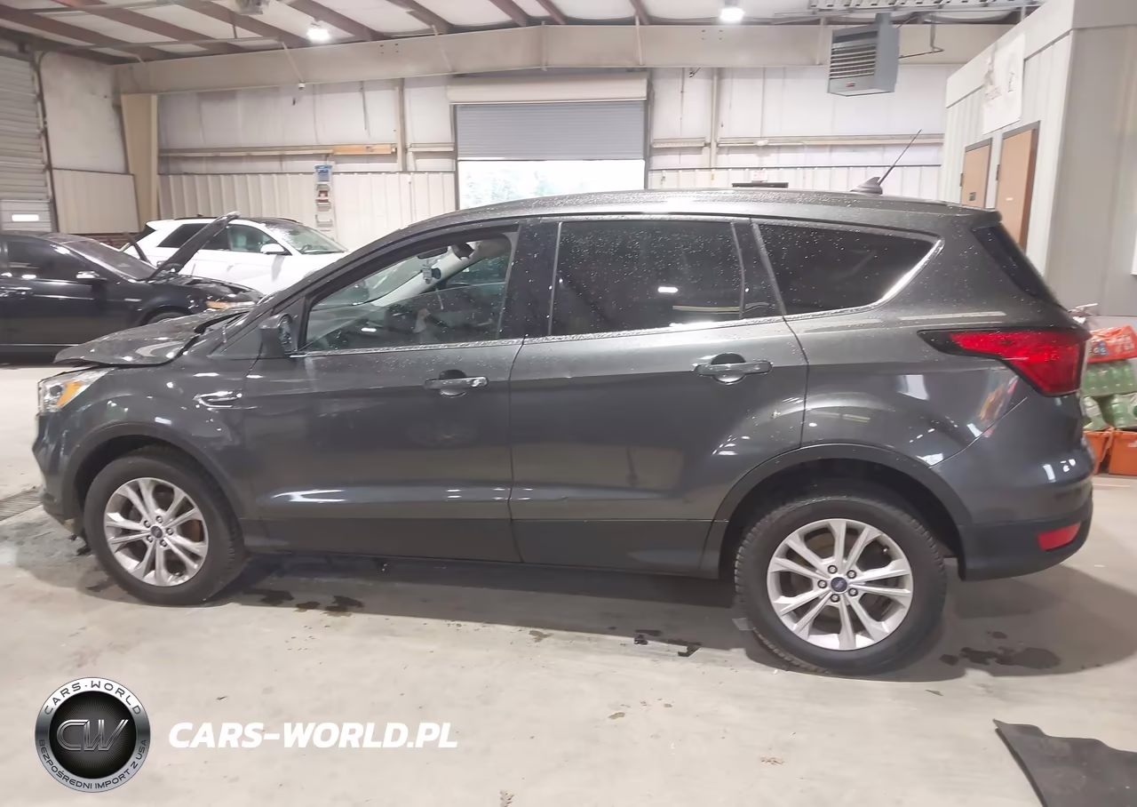 2019 Ford Escape Se VIN:1FMCU0GD0KUB93624 - 15