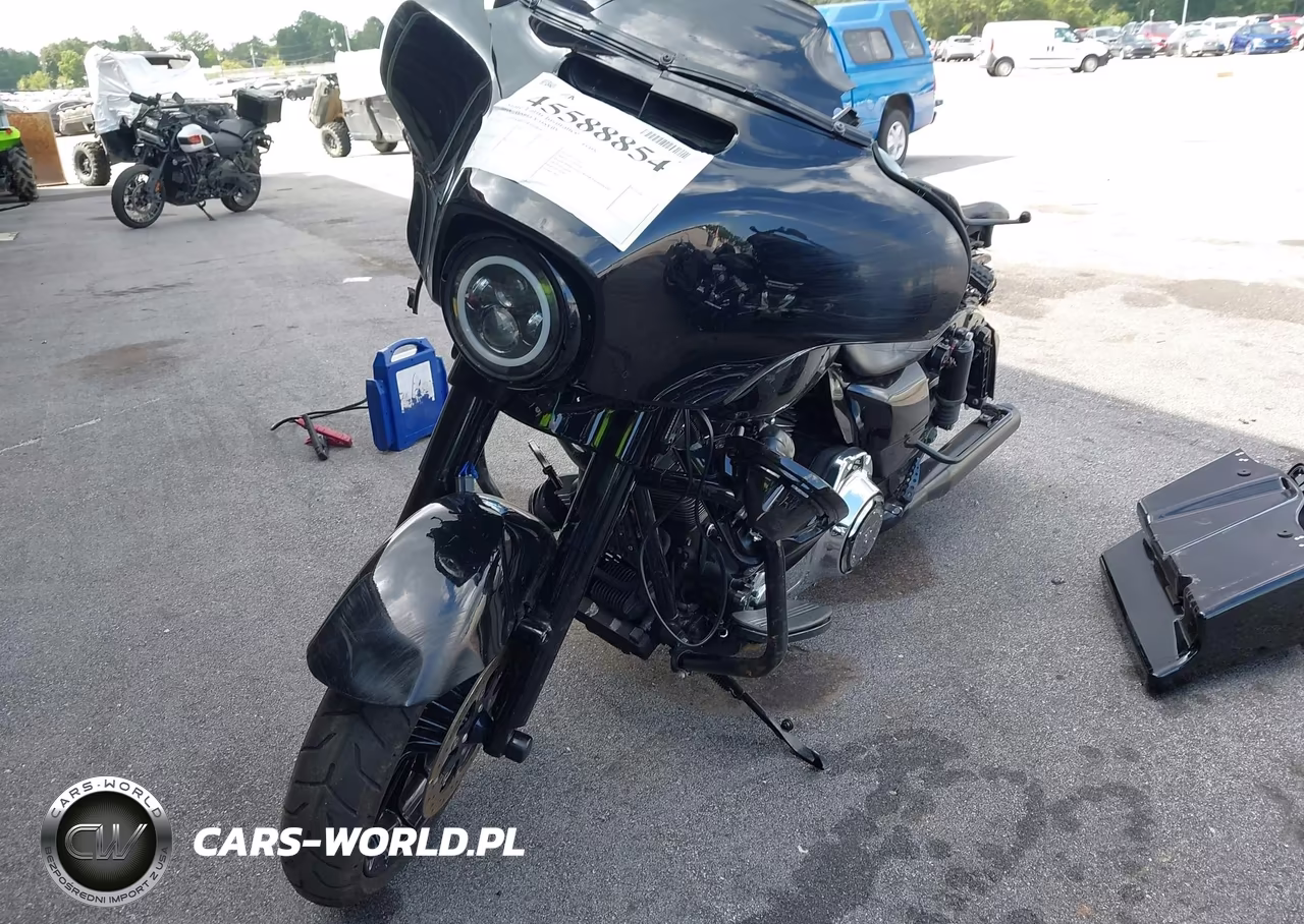 2014 Harley-Davidson Flhx Street Glide VIN:1HD1KBM10EB668582 - 2