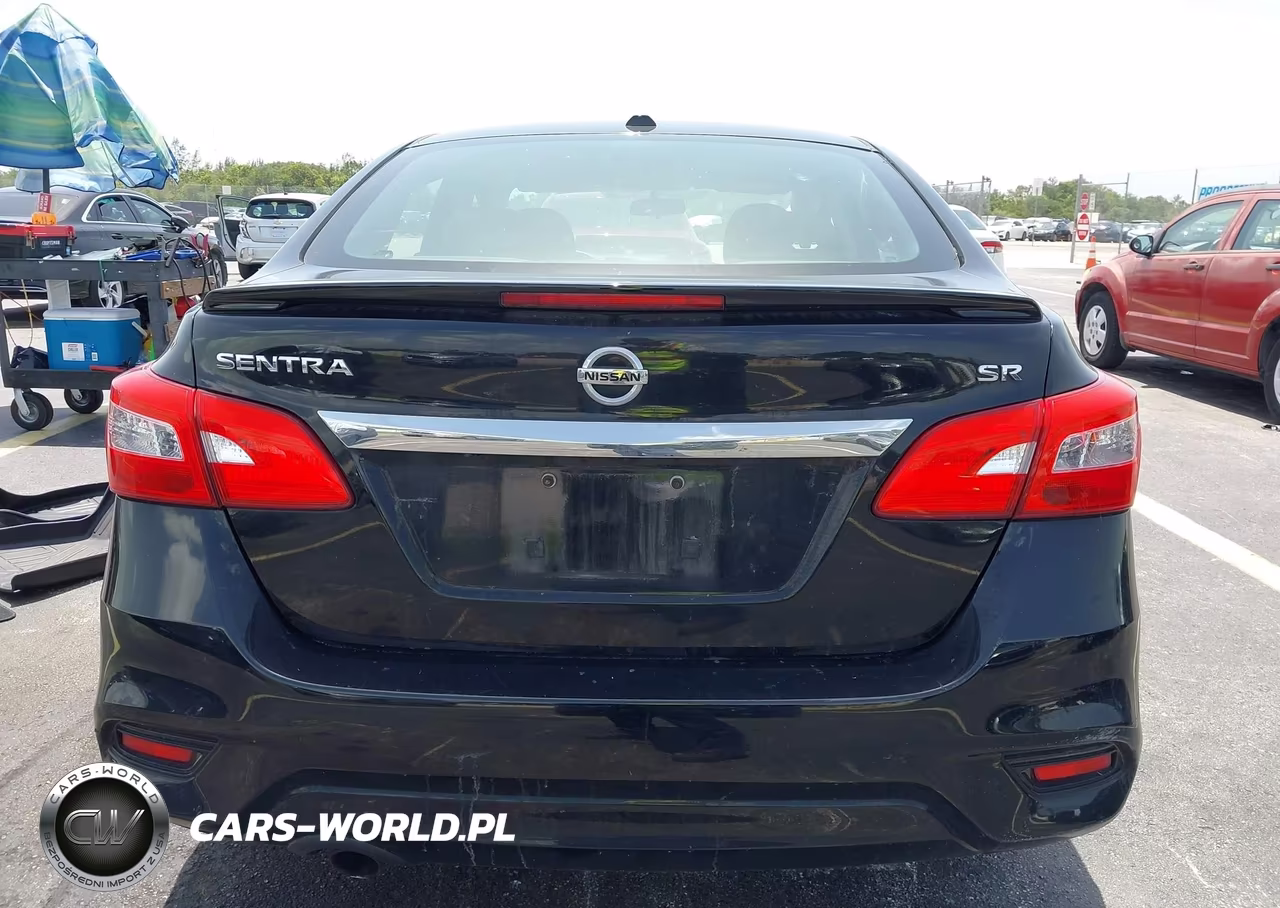 2018 Nissan Sentra Sr VIN:3N1AB7AP5JY282956 - 17