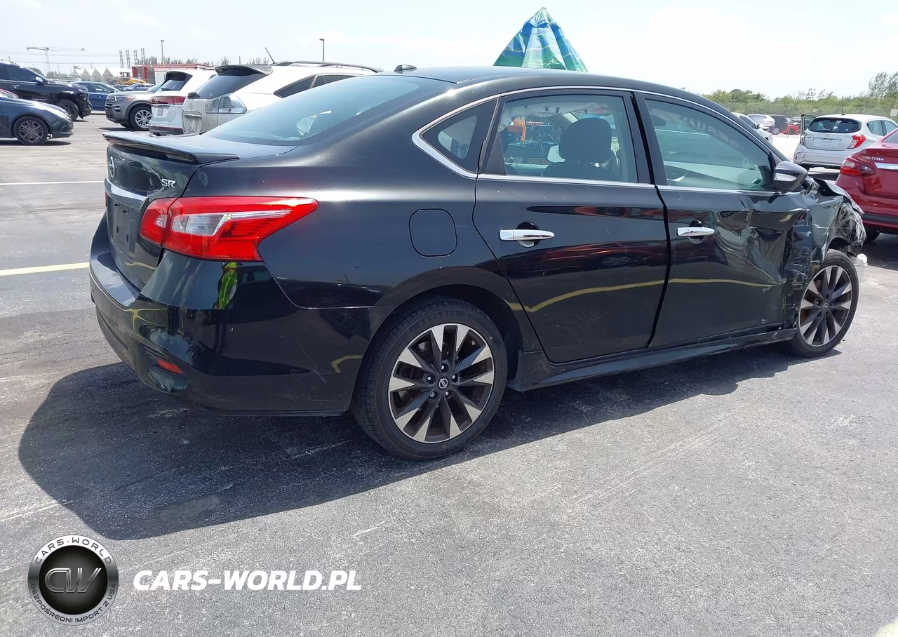 2018 Nissan Sentra Sr VIN:3N1AB7AP5JY282956 - 4