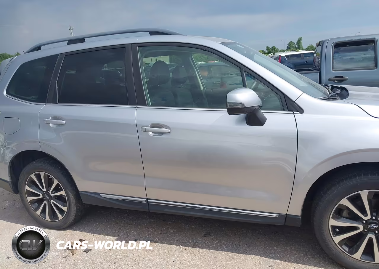 2018 Subaru Forester 2.0Xt Touring VIN:JF2SJGWCXJH421969 - 13