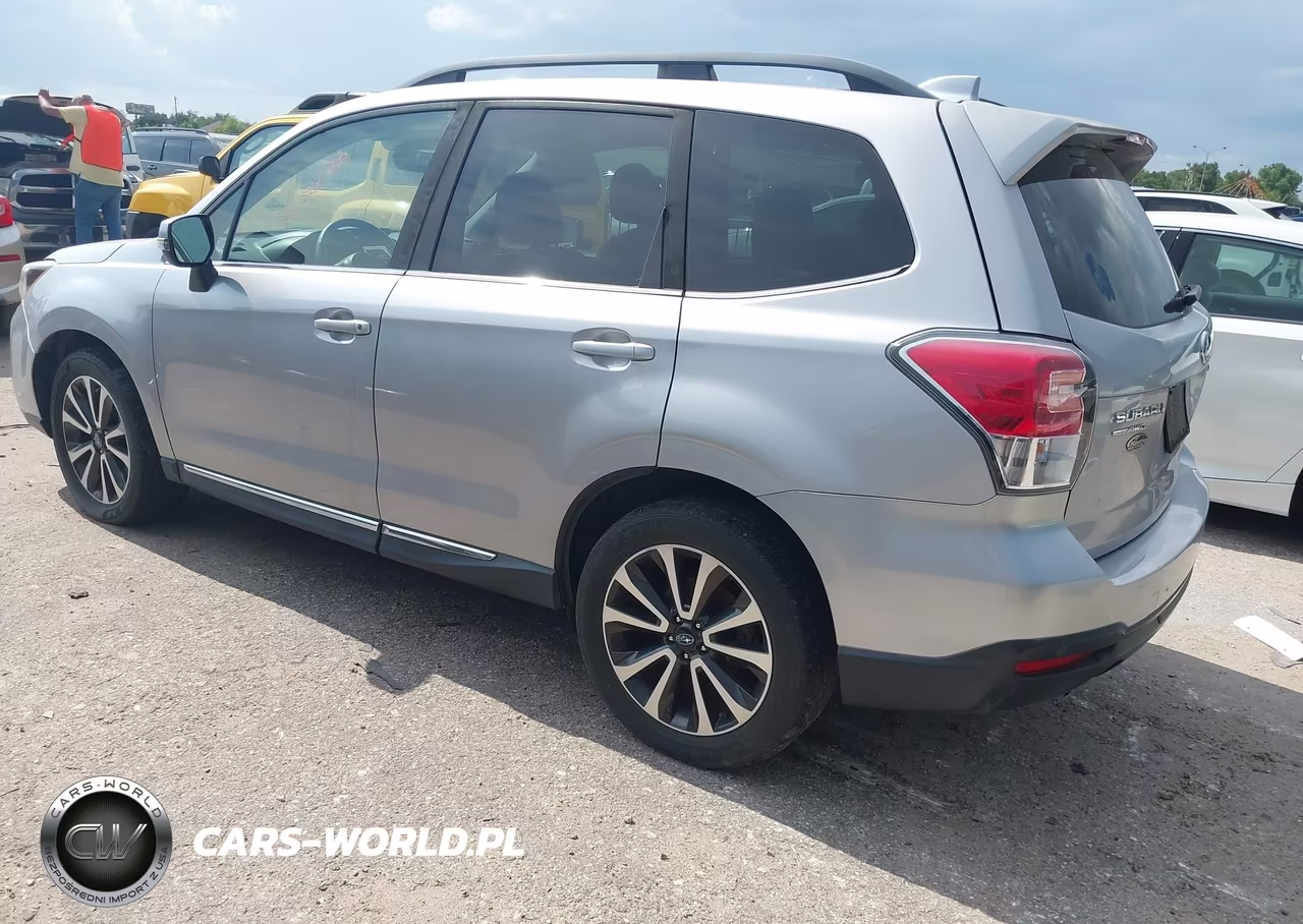 2018 Subaru Forester 2.0Xt Touring VIN:JF2SJGWCXJH421969 - 3